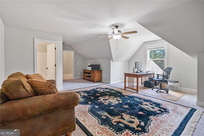 902 Edgewater Drive Property Photo 36