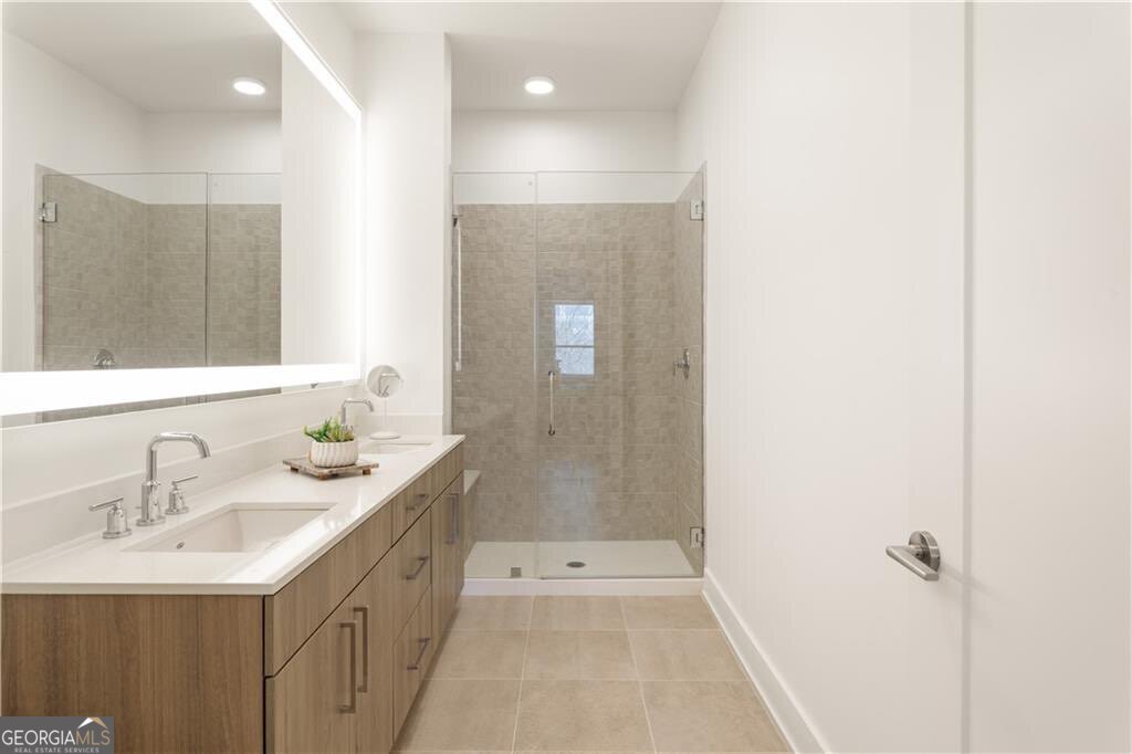 775 Juniper Street Ne # 617 Property Photo 16