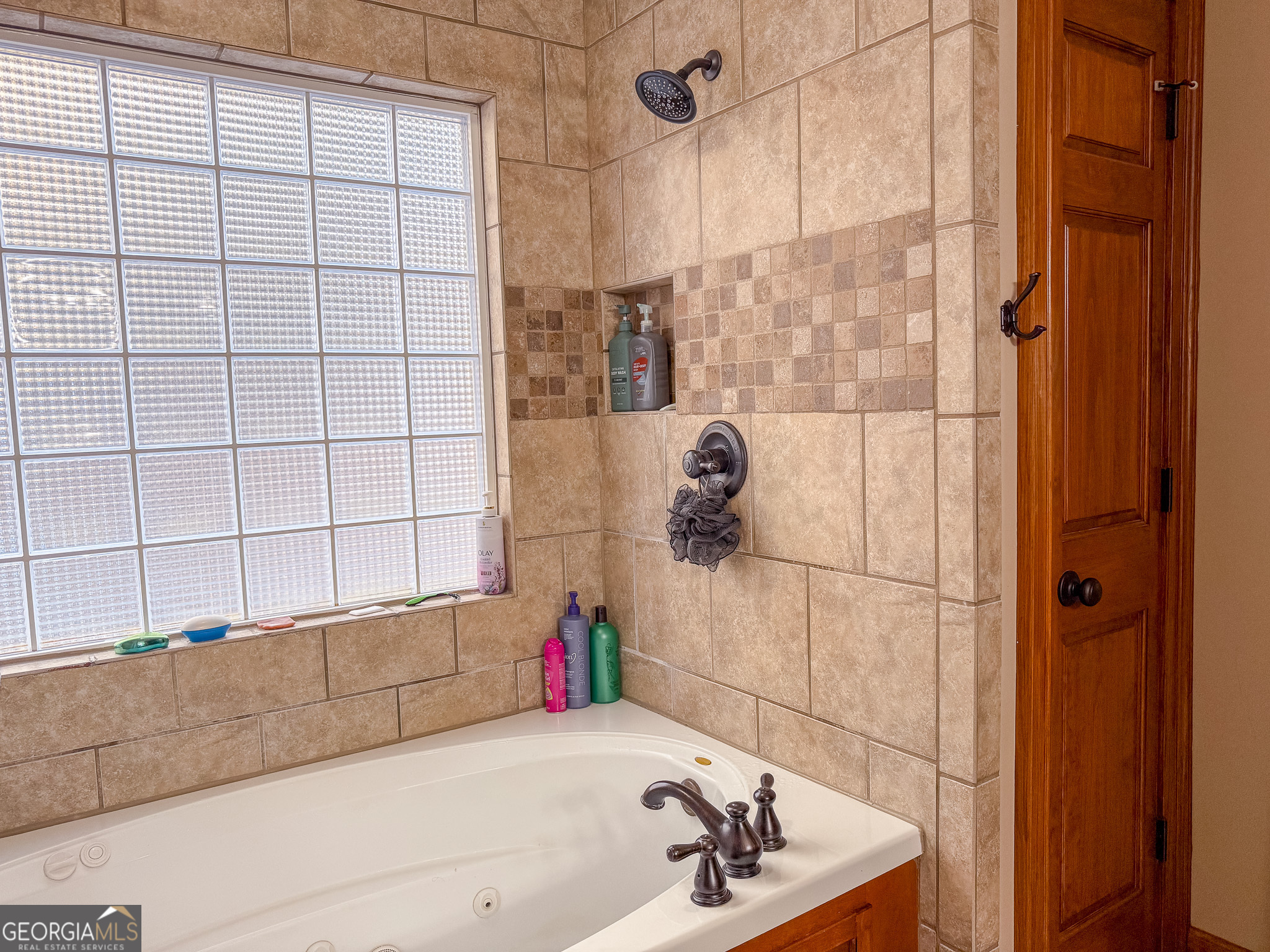 721 Thrasher Road Property Photo 13