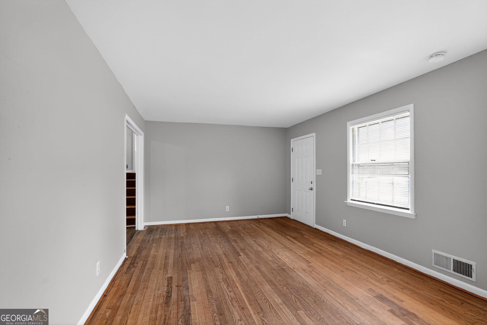 5700 Deerfield Trail Property Photo 6