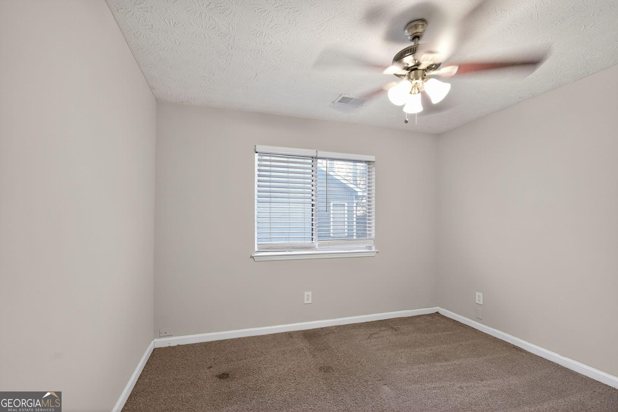 716 Shore Lane Property Photo 7
