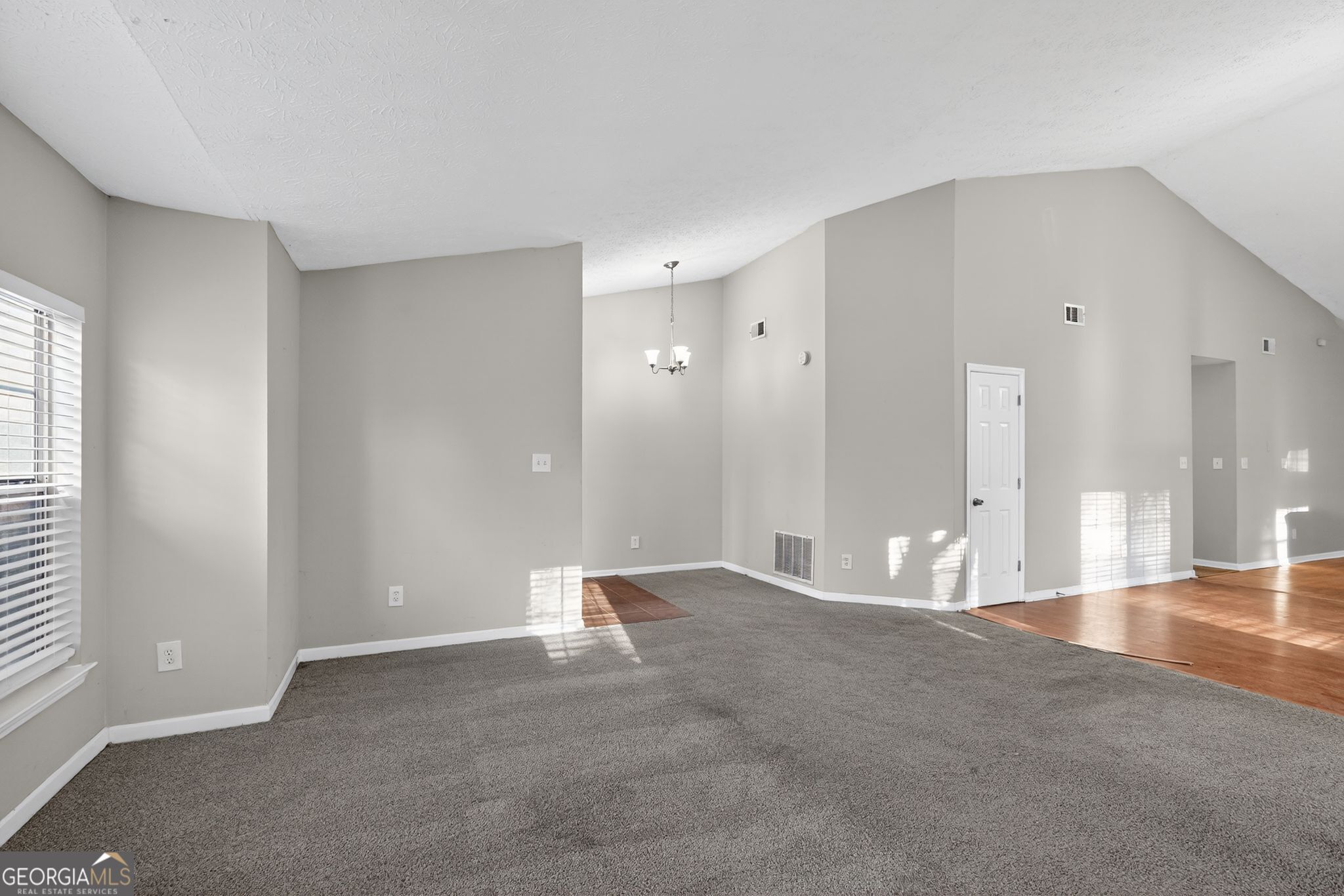 716 Shore Lane Property Photo 14