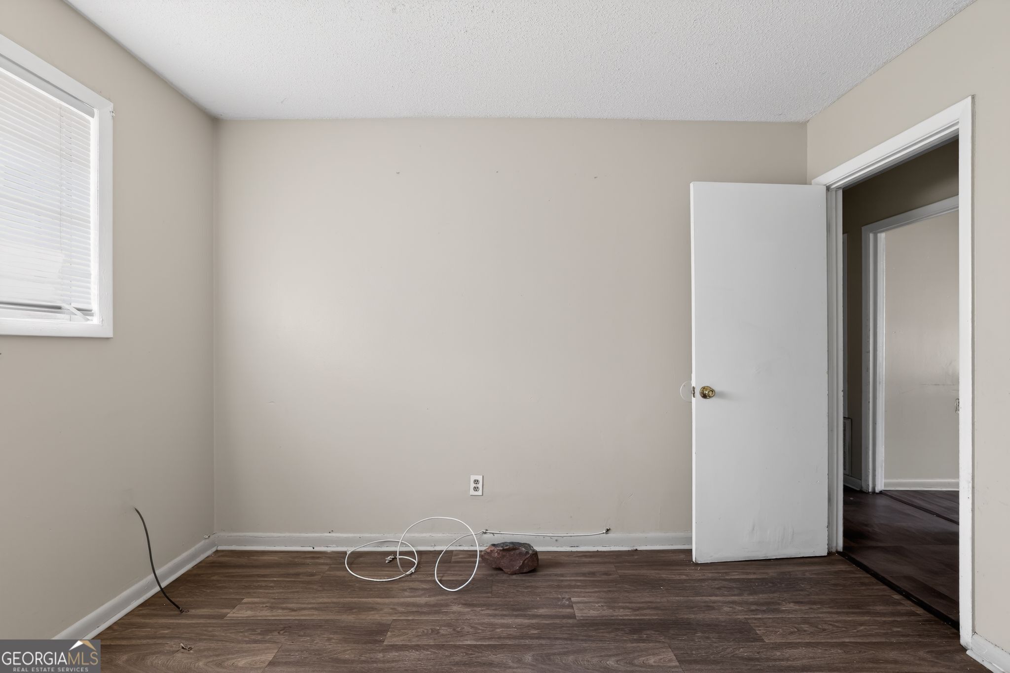 2340 Prague Court Property Photo 4