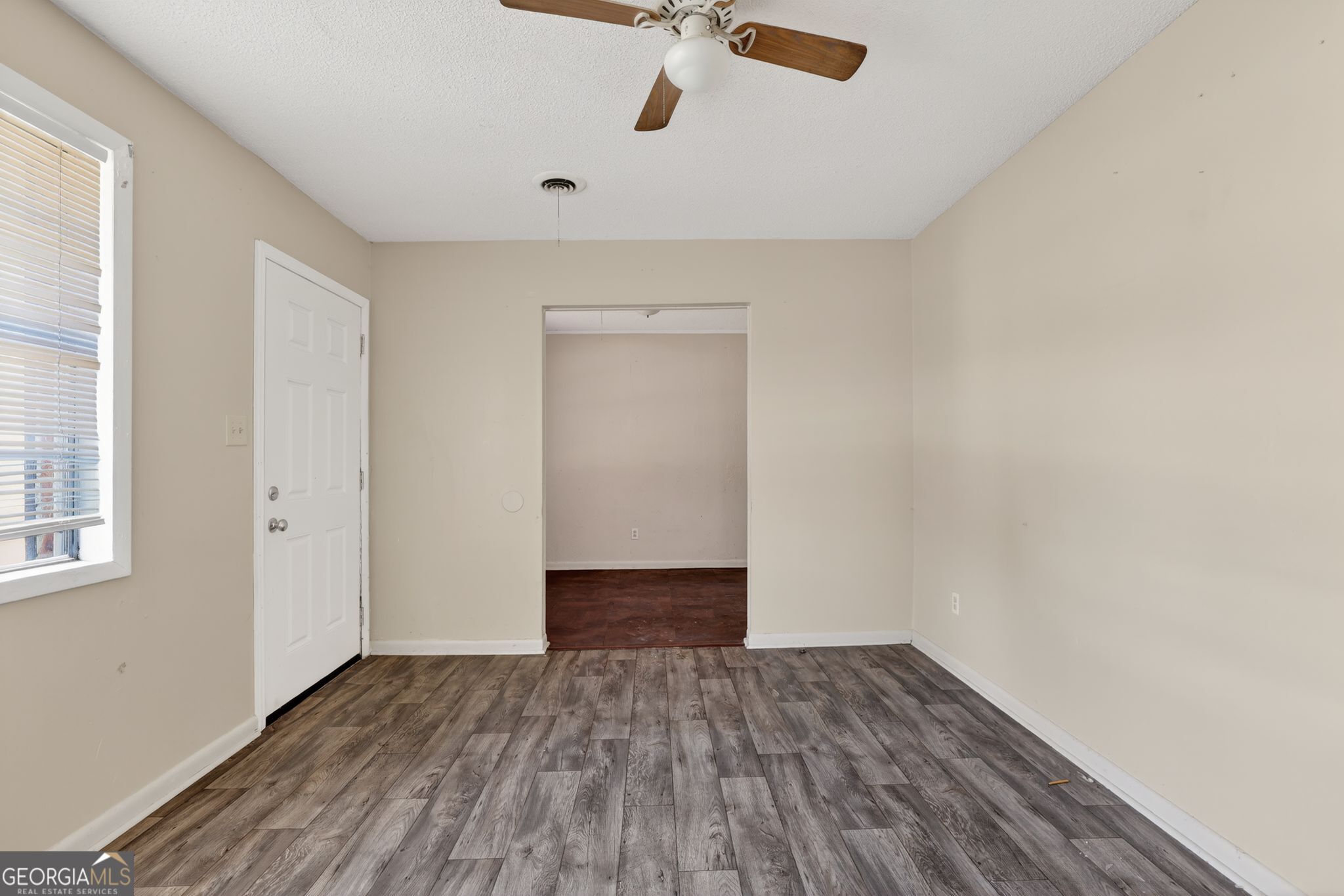 2340 Prague Court Property Photo 11
