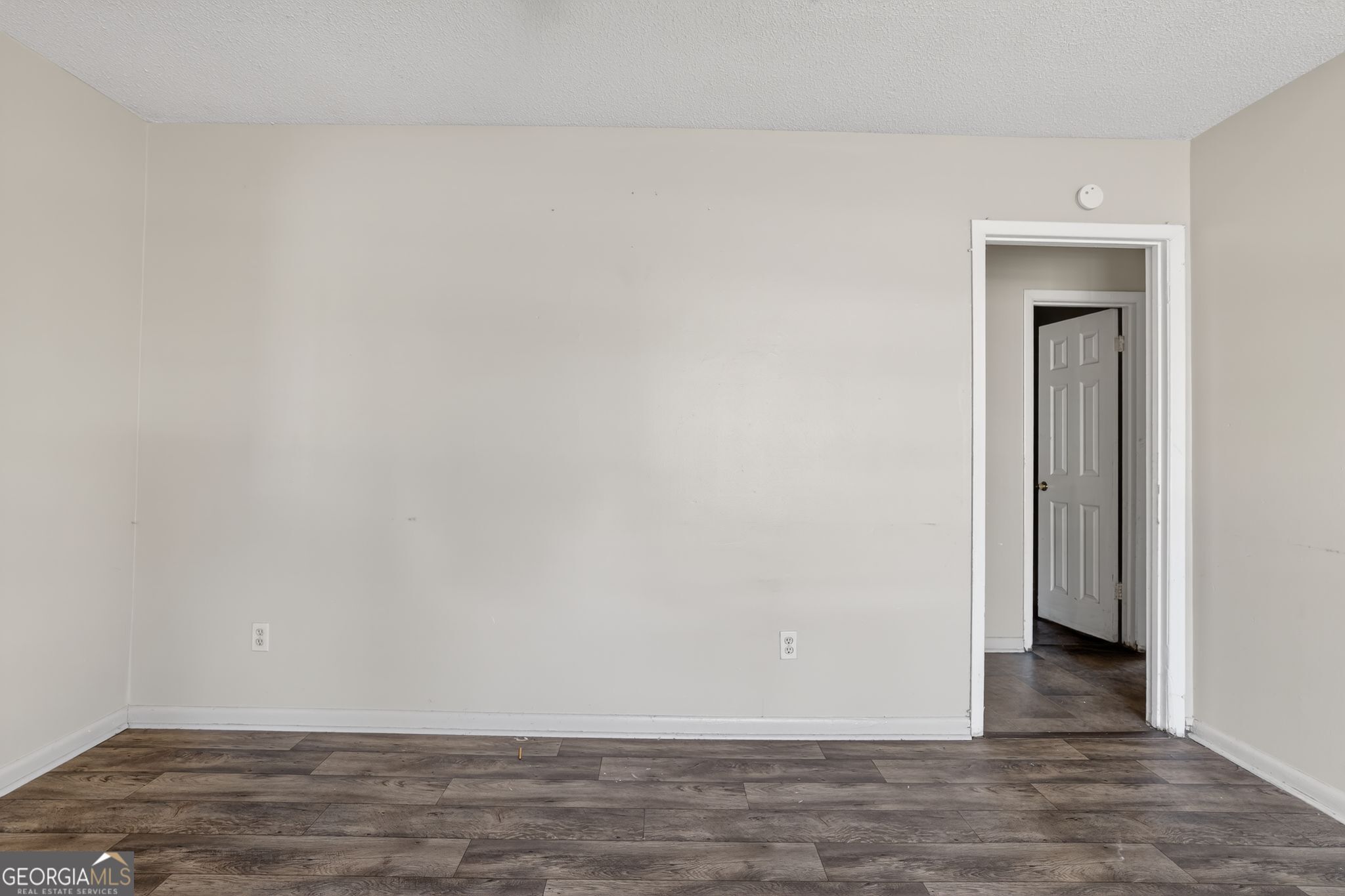 2340 Prague Court Property Photo 12