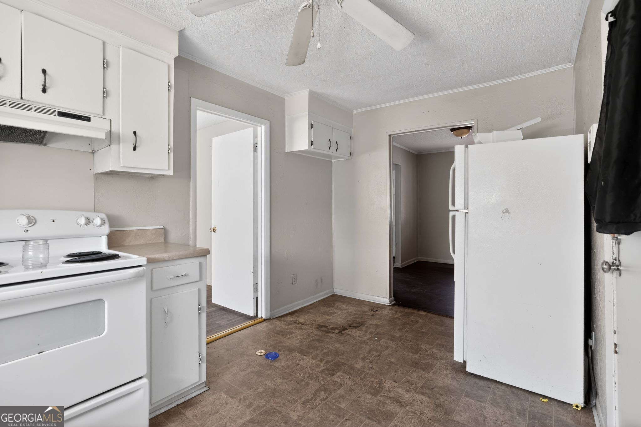 2340 Prague Court Property Photo 13