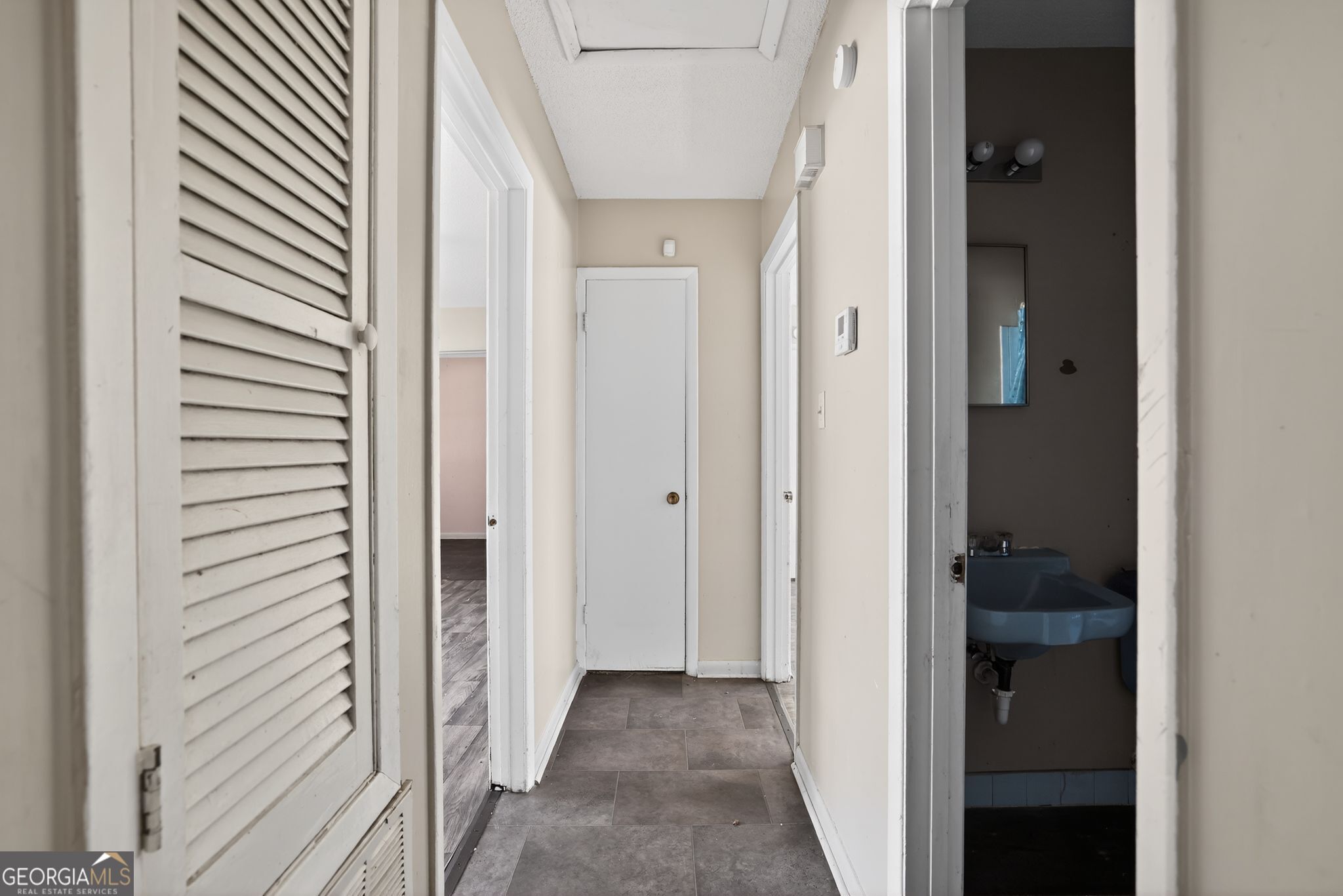 2340 Prague Court Property Photo 29