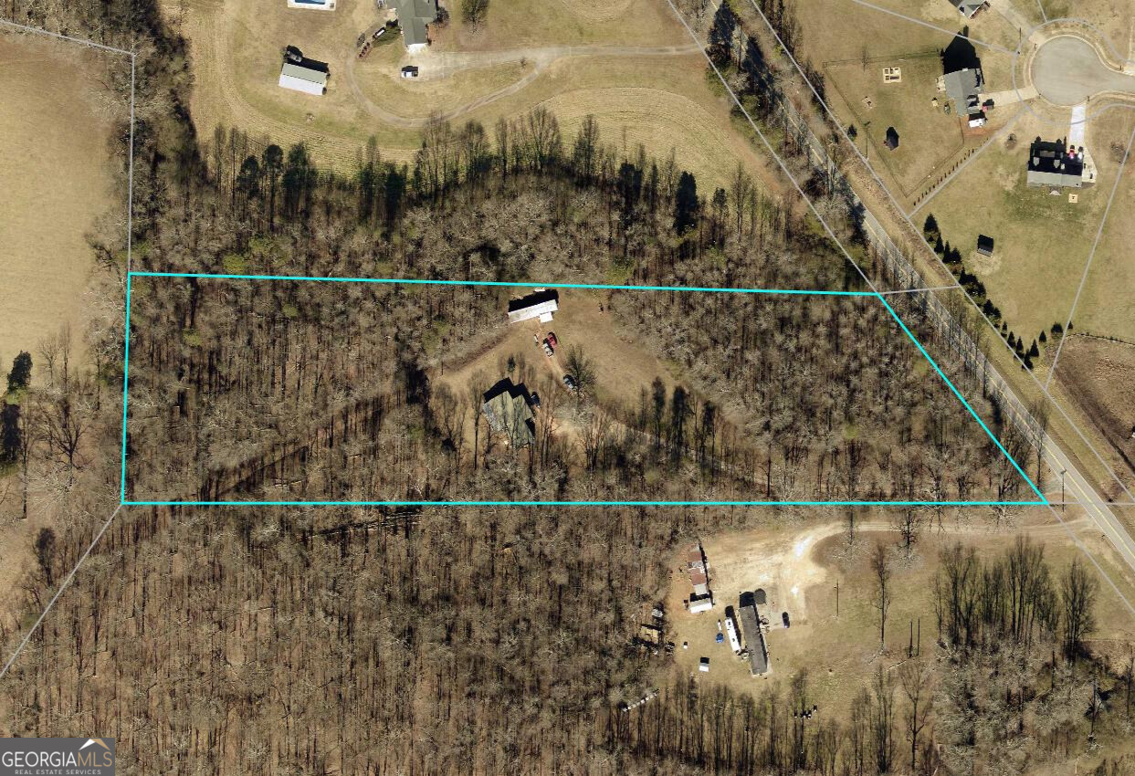 8285 Campground Road Property Photo 1