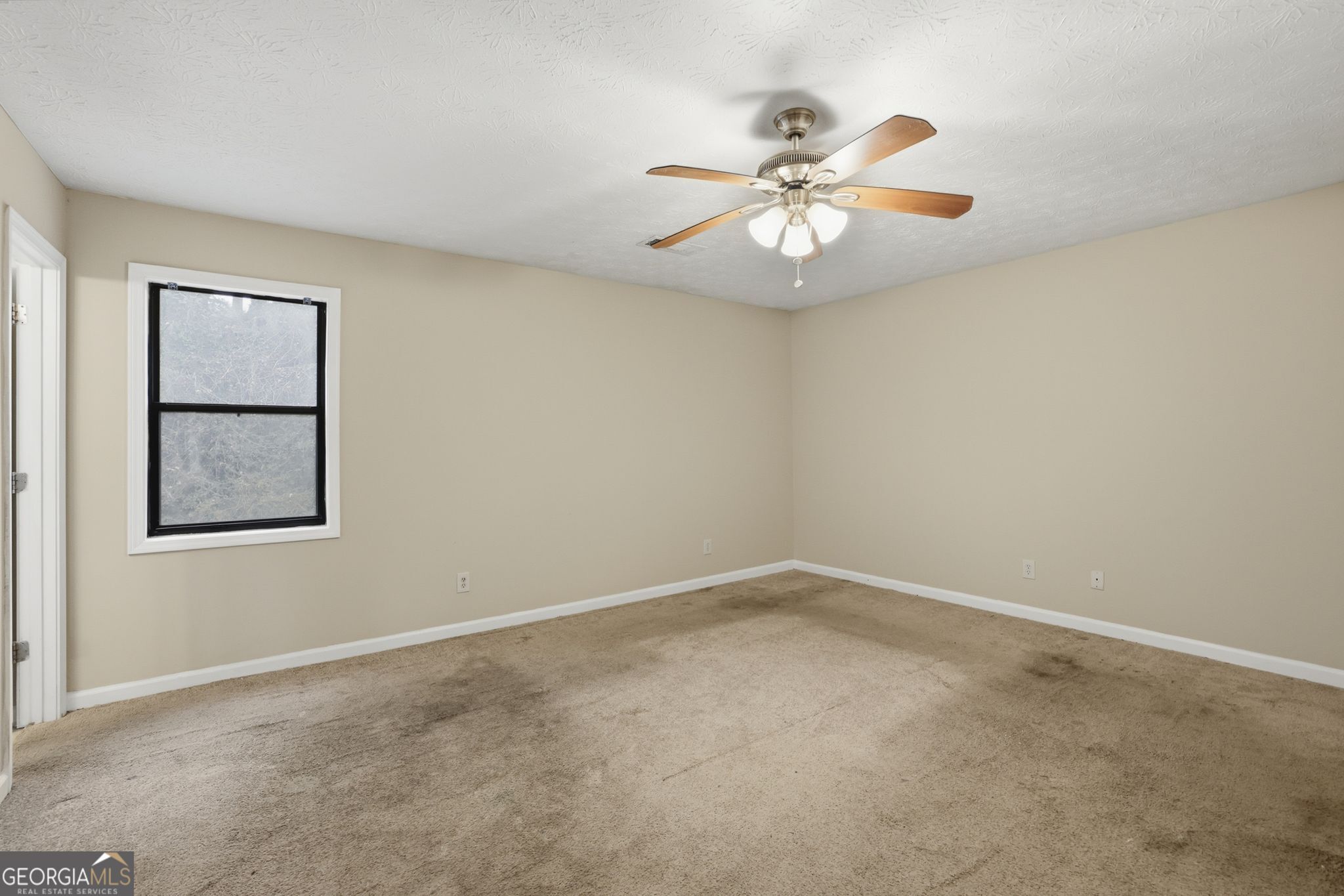 5447 Pepperwood Court Property Photo 13