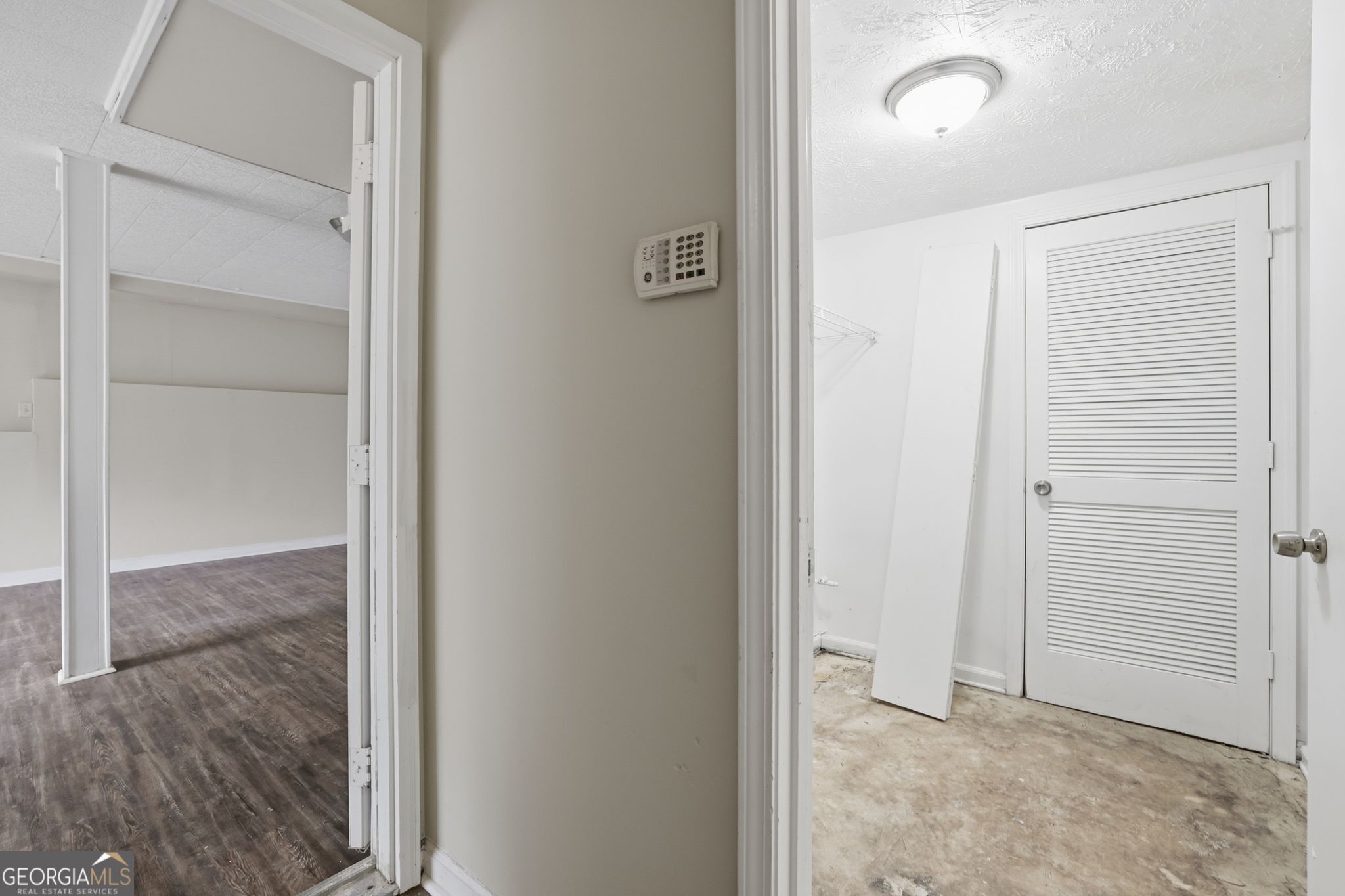 5447 Pepperwood Court Property Photo 28