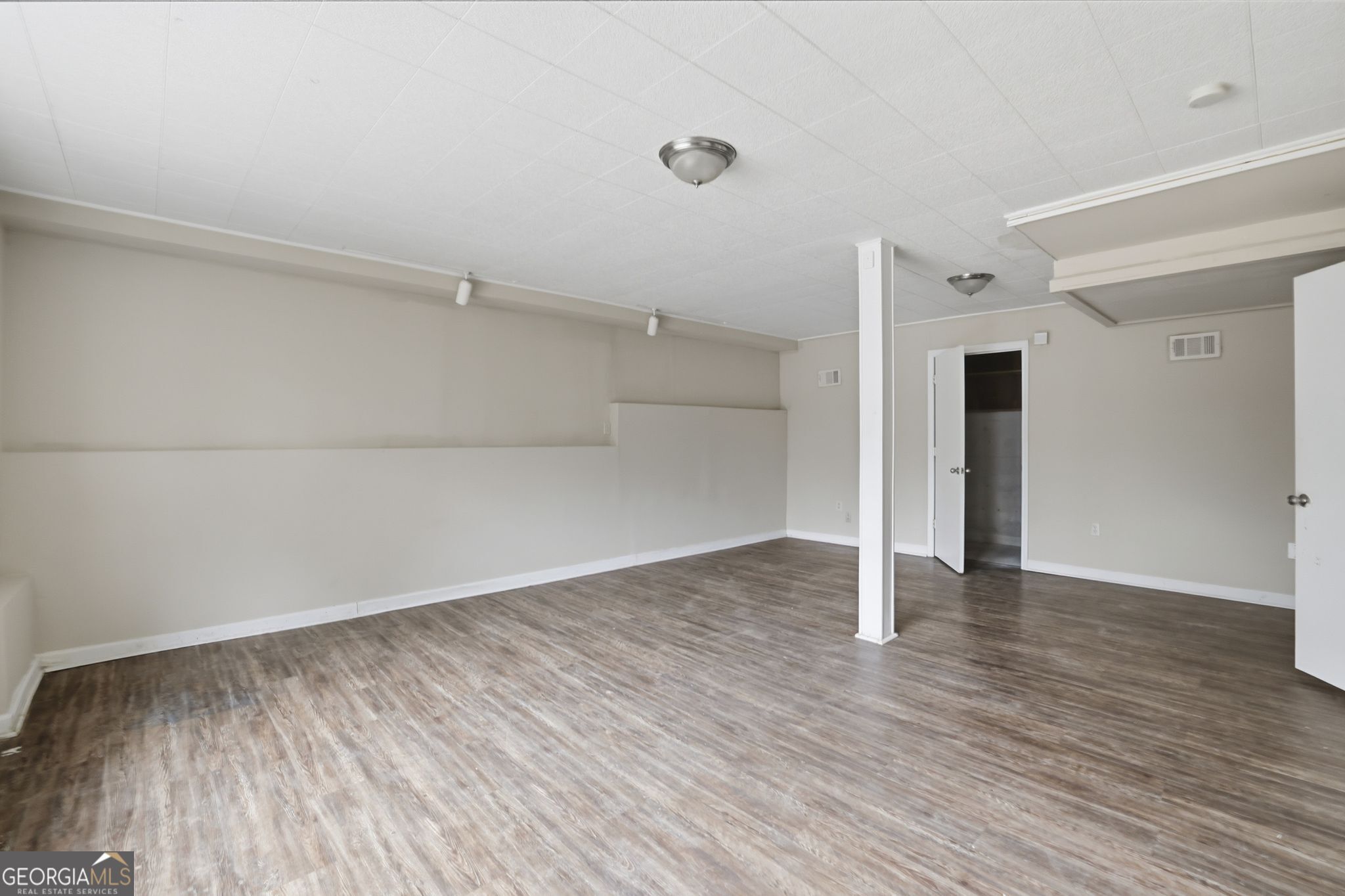 5447 Pepperwood Court Property Photo 29
