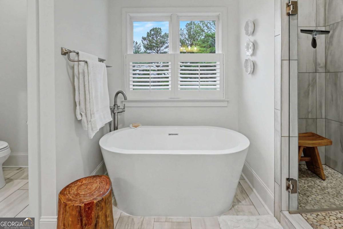 104 Sunset View Property Photo 33