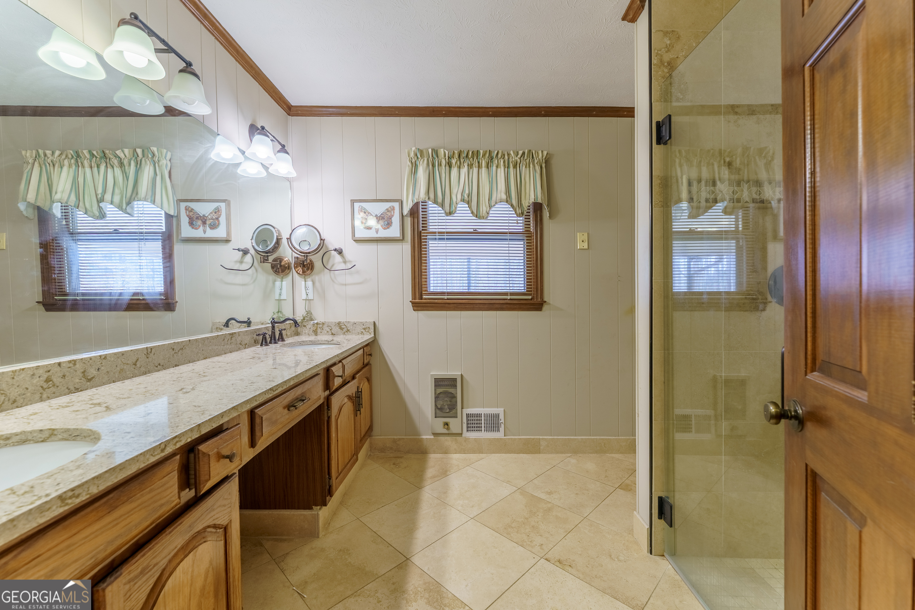 4505 Brookwood Drive Property Photo 19