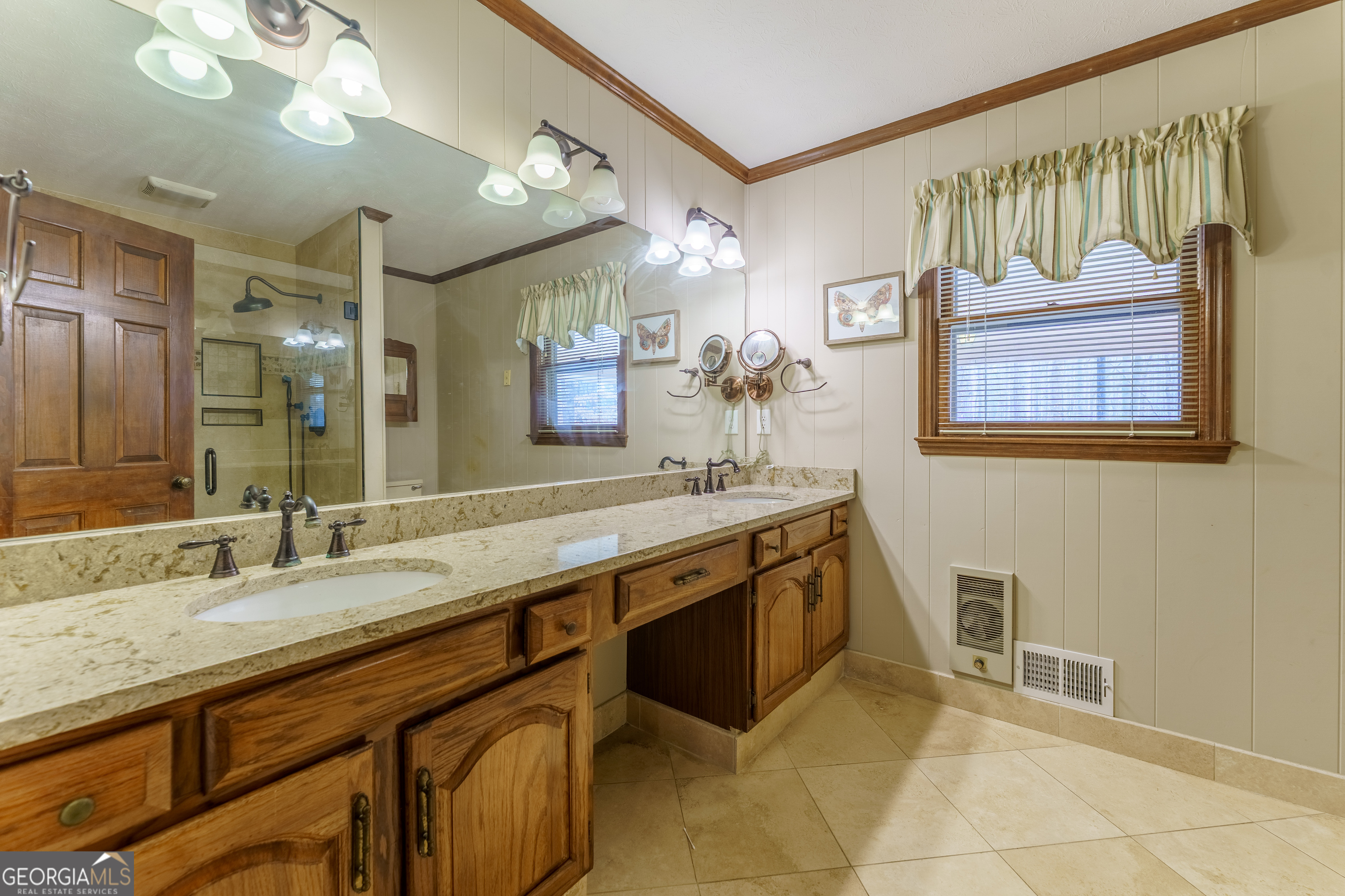 4505 Brookwood Drive Property Photo 20