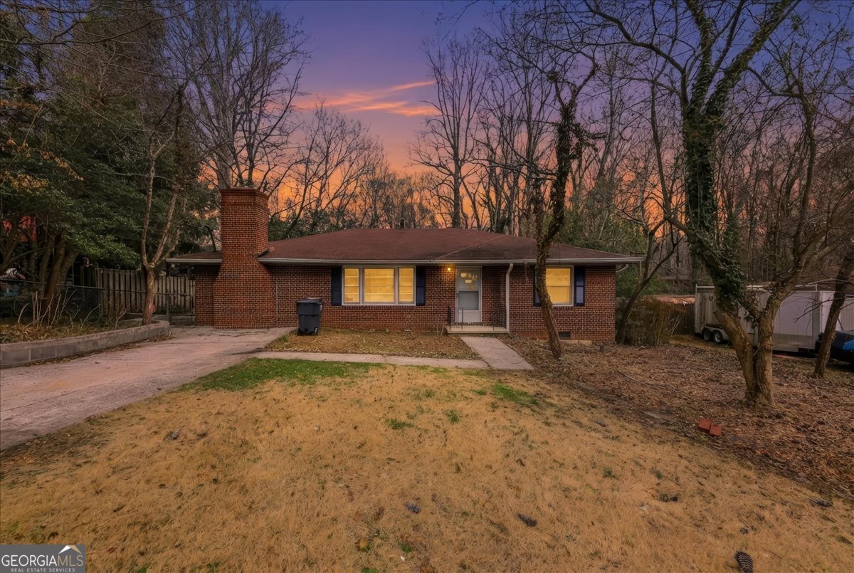 124 Larose Circle Property Photo 1