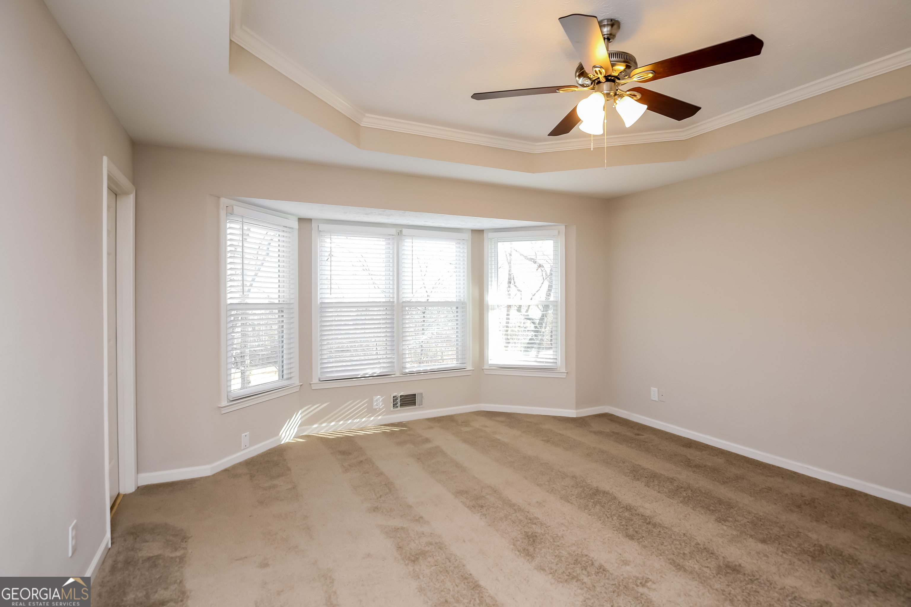 3170 Lakecrest Drive Property Photo 11