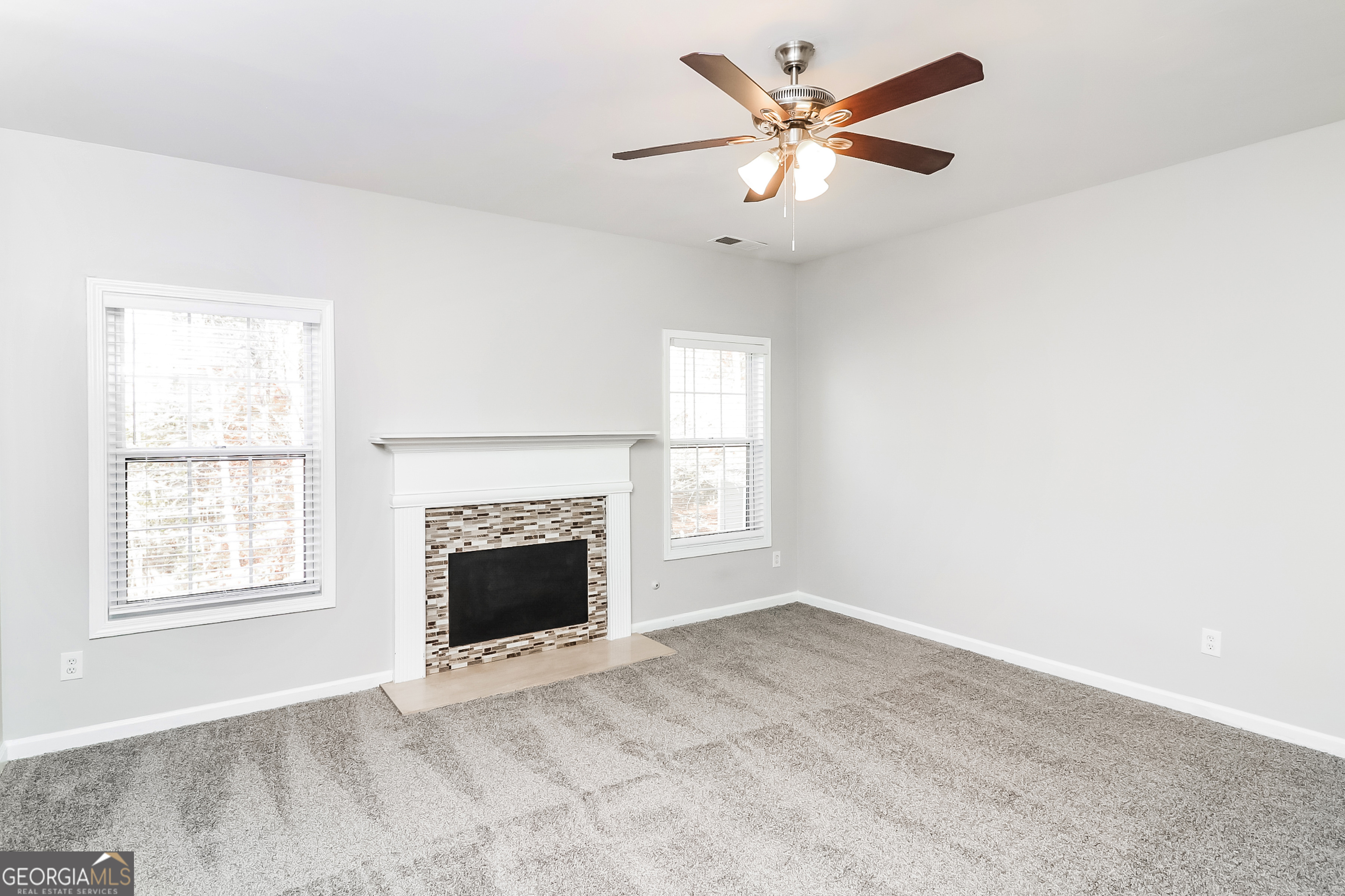 434 Hunt Creek Drive Property Photo 6