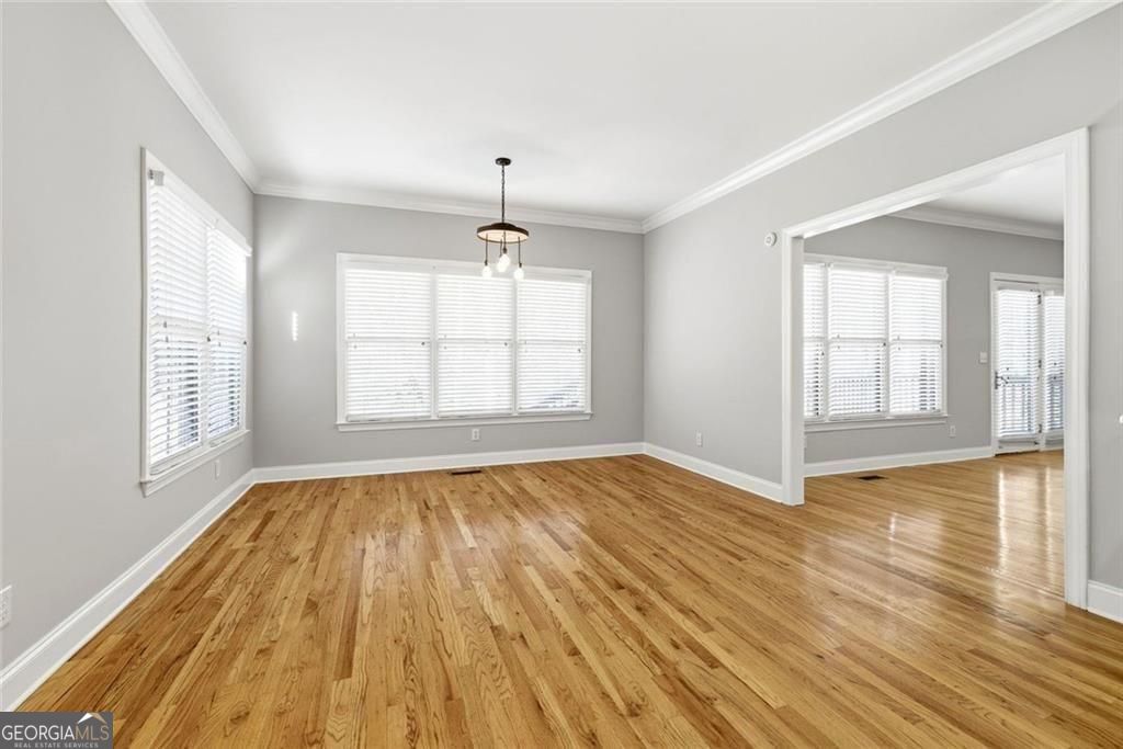 5576 Riverwalk Court Property Photo 20