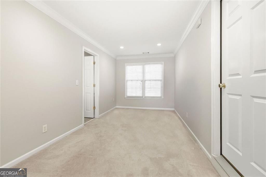 5576 Riverwalk Court Property Photo 32