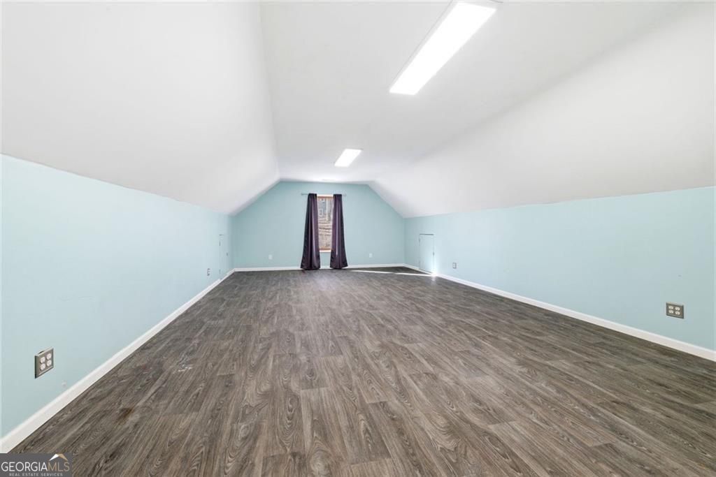 5576 Riverwalk Court Property Photo 36