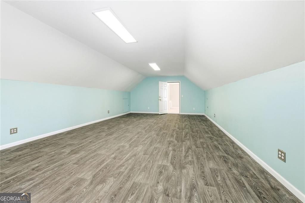 5576 Riverwalk Court Property Photo 37