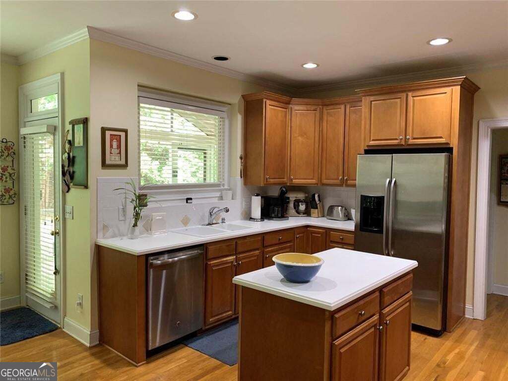 2631 Gladstone Terrace Property Photo 14