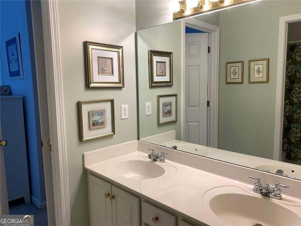 2631 Gladstone Terrace Property Photo 40