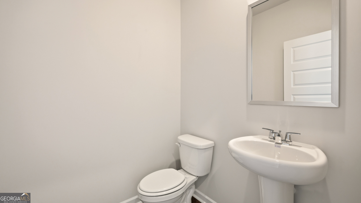 513 Alder Lane Court Property Photo 4