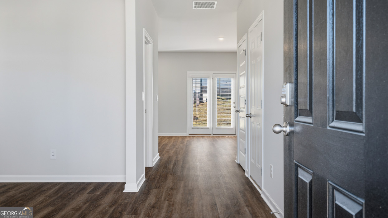 406 Teamon Pointe Drive Property Photo 2
