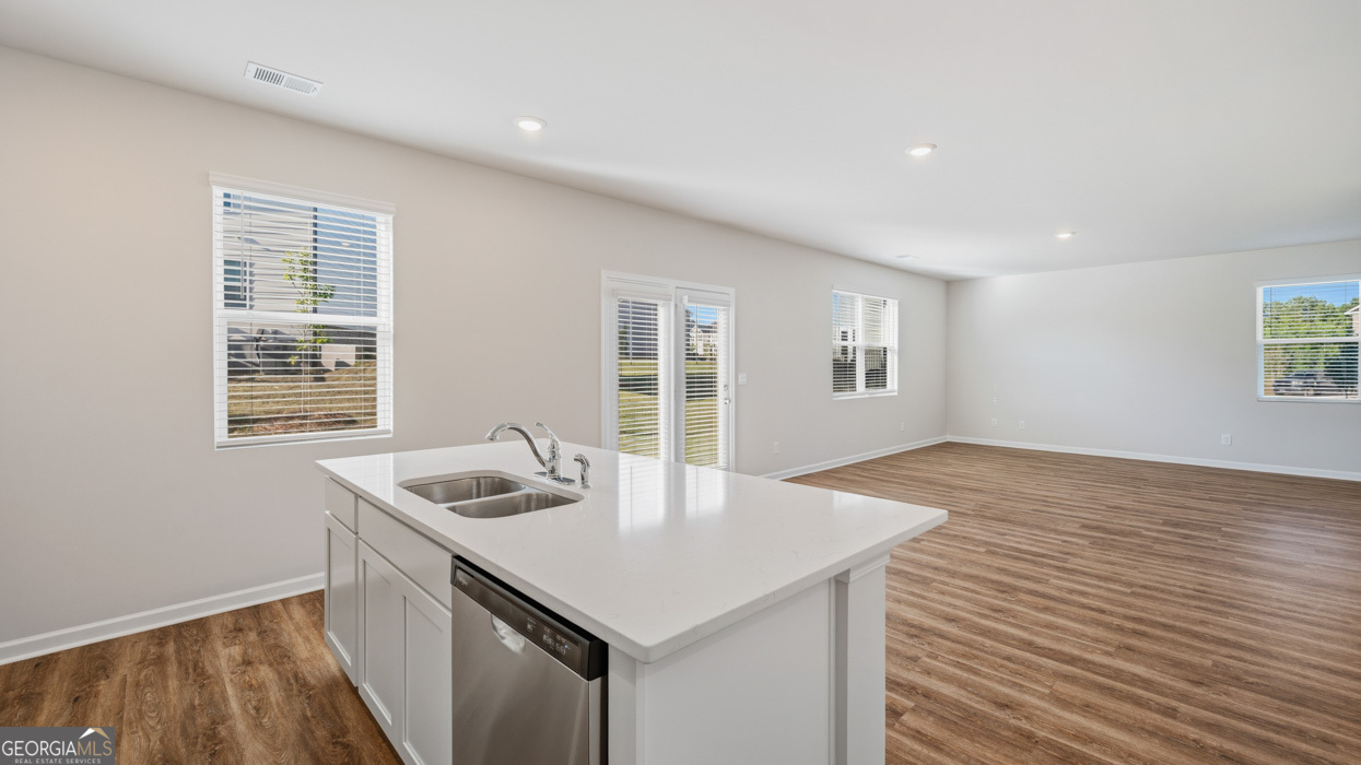 406 Teamon Pointe Drive Property Photo 10