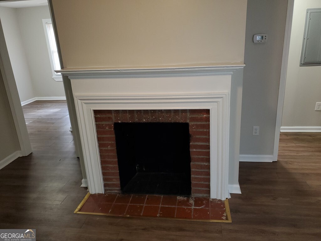 114 W Mary Street Property Photo 2