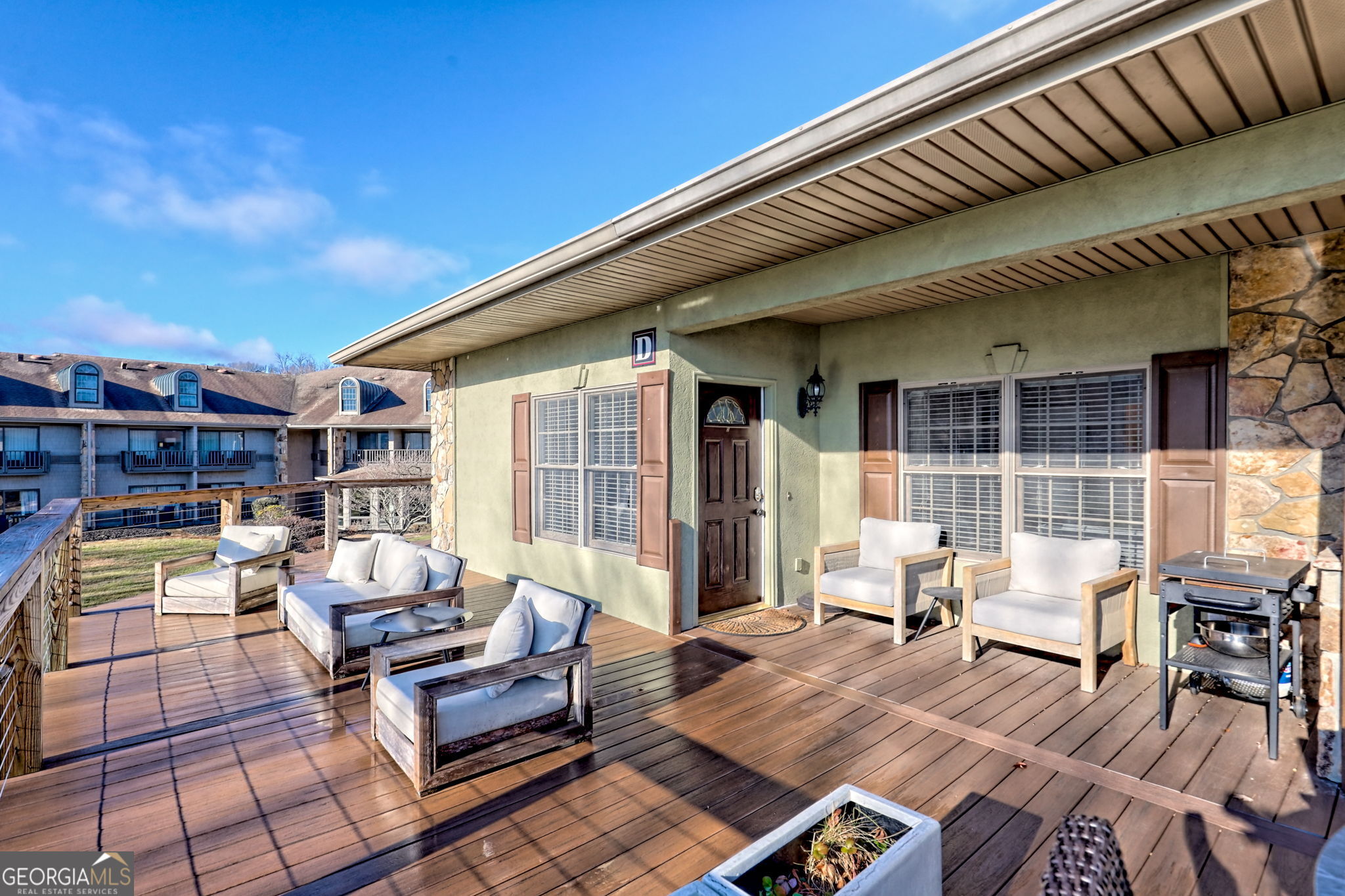 1688 Lakeview Drive # 1d Property Photo 6