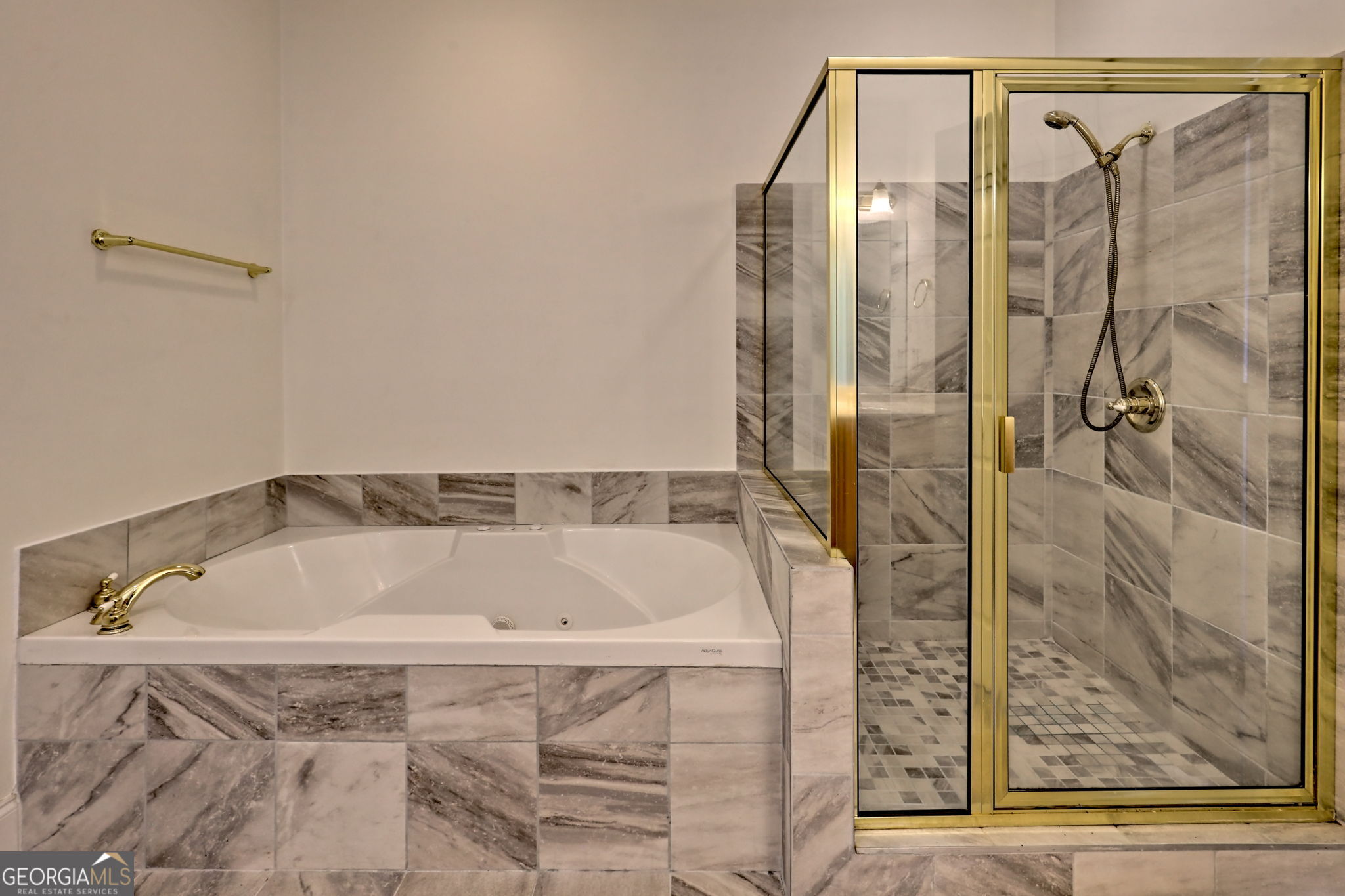 1688 Lakeview Drive # 1d Property Photo 25