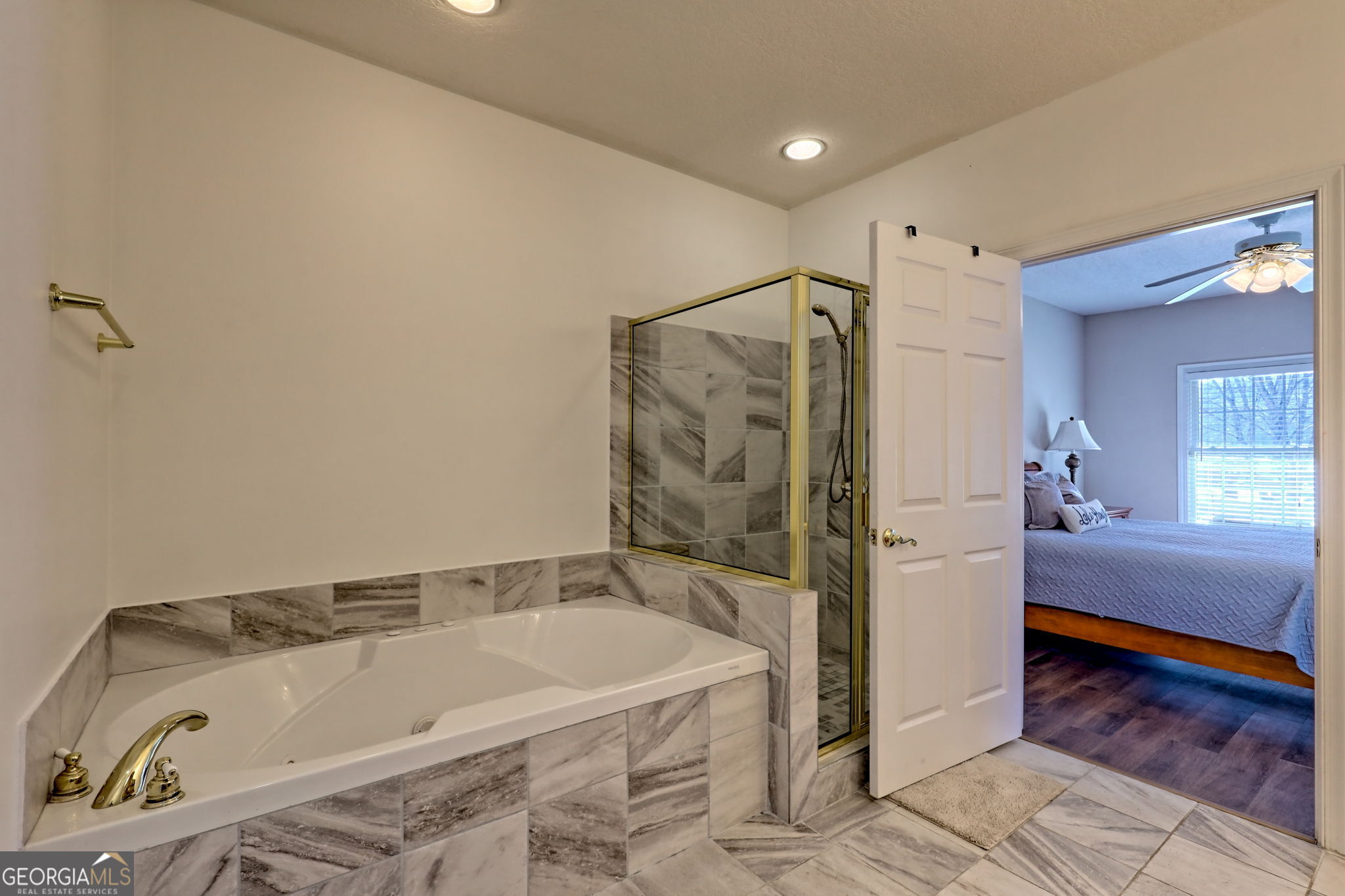 1688 Lakeview Drive # 1d Property Photo 26
