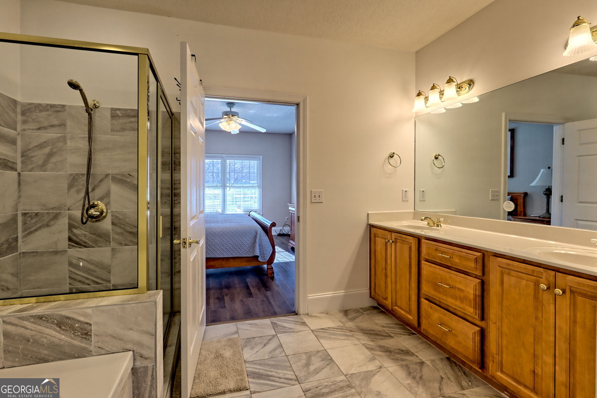 1688 Lakeview Drive # 1d Property Photo 27