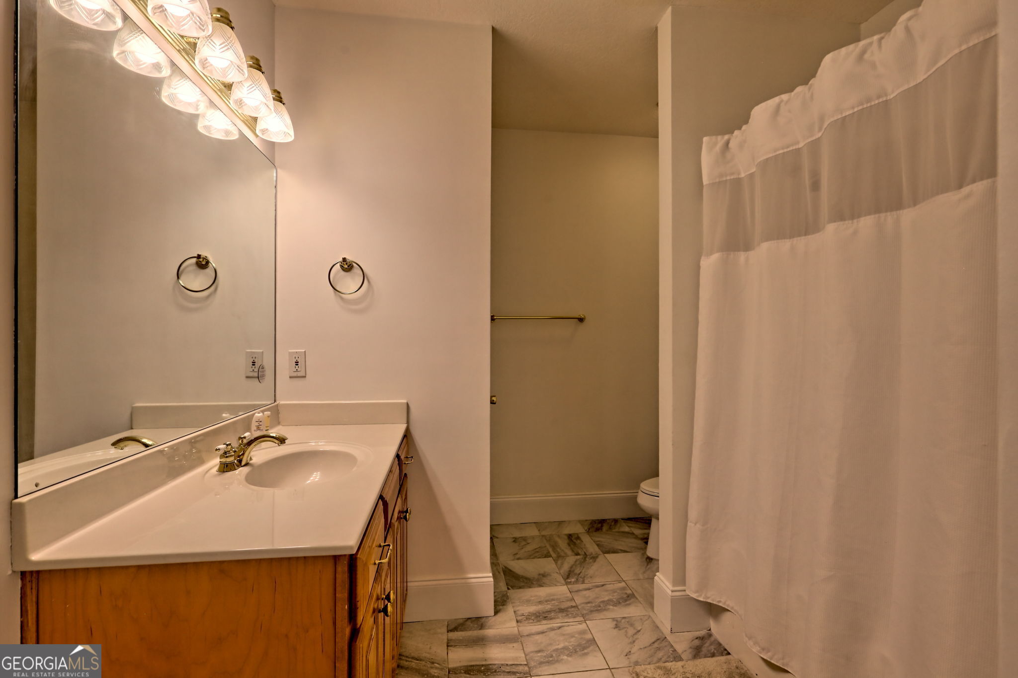 1688 Lakeview Drive # 1d Property Photo 37