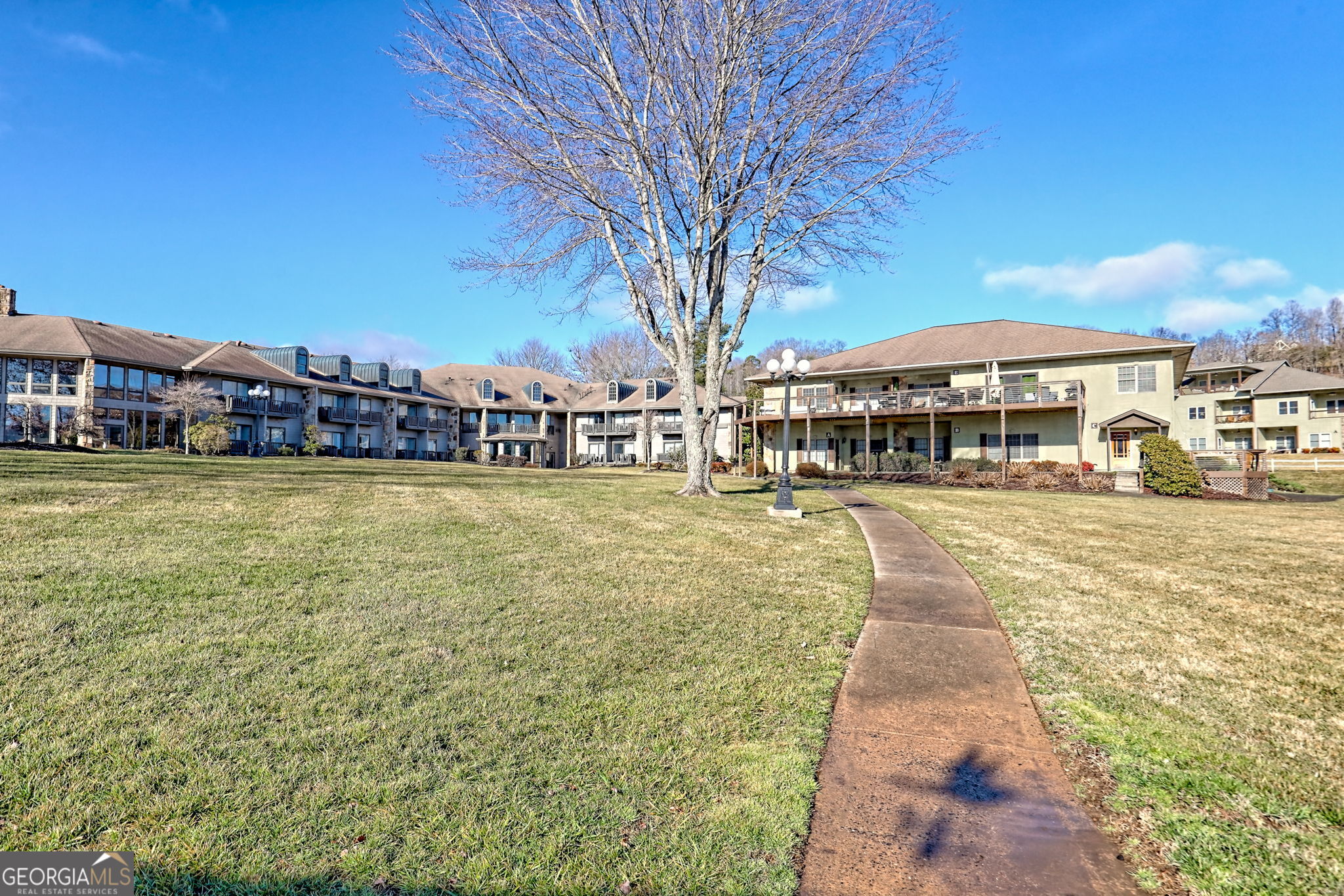 1688 Lakeview Drive # 1d Property Photo 52