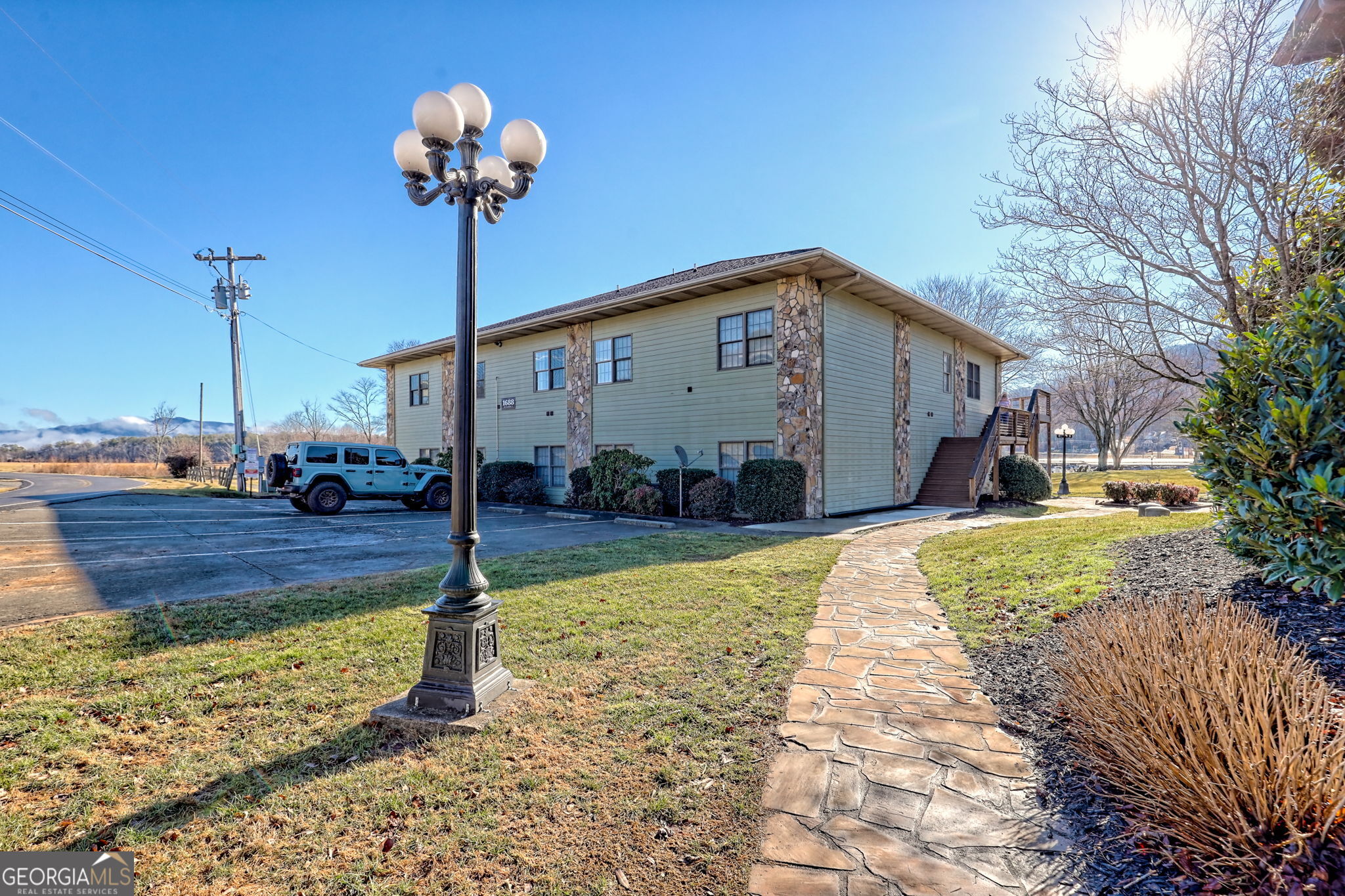 1688 Lakeview Drive # 1d Property Photo 53