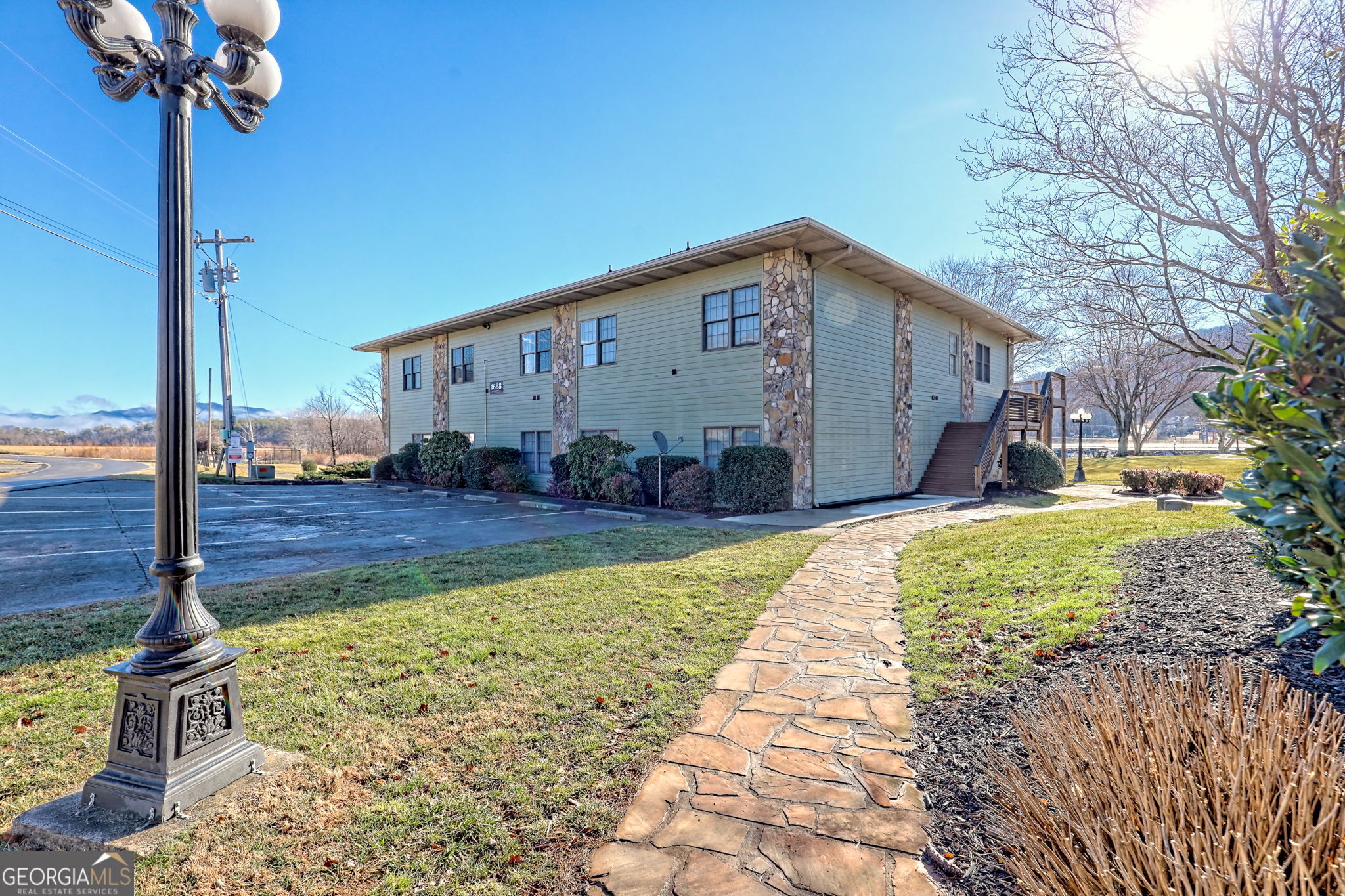 1688 Lakeview Drive # 1d Property Photo 54
