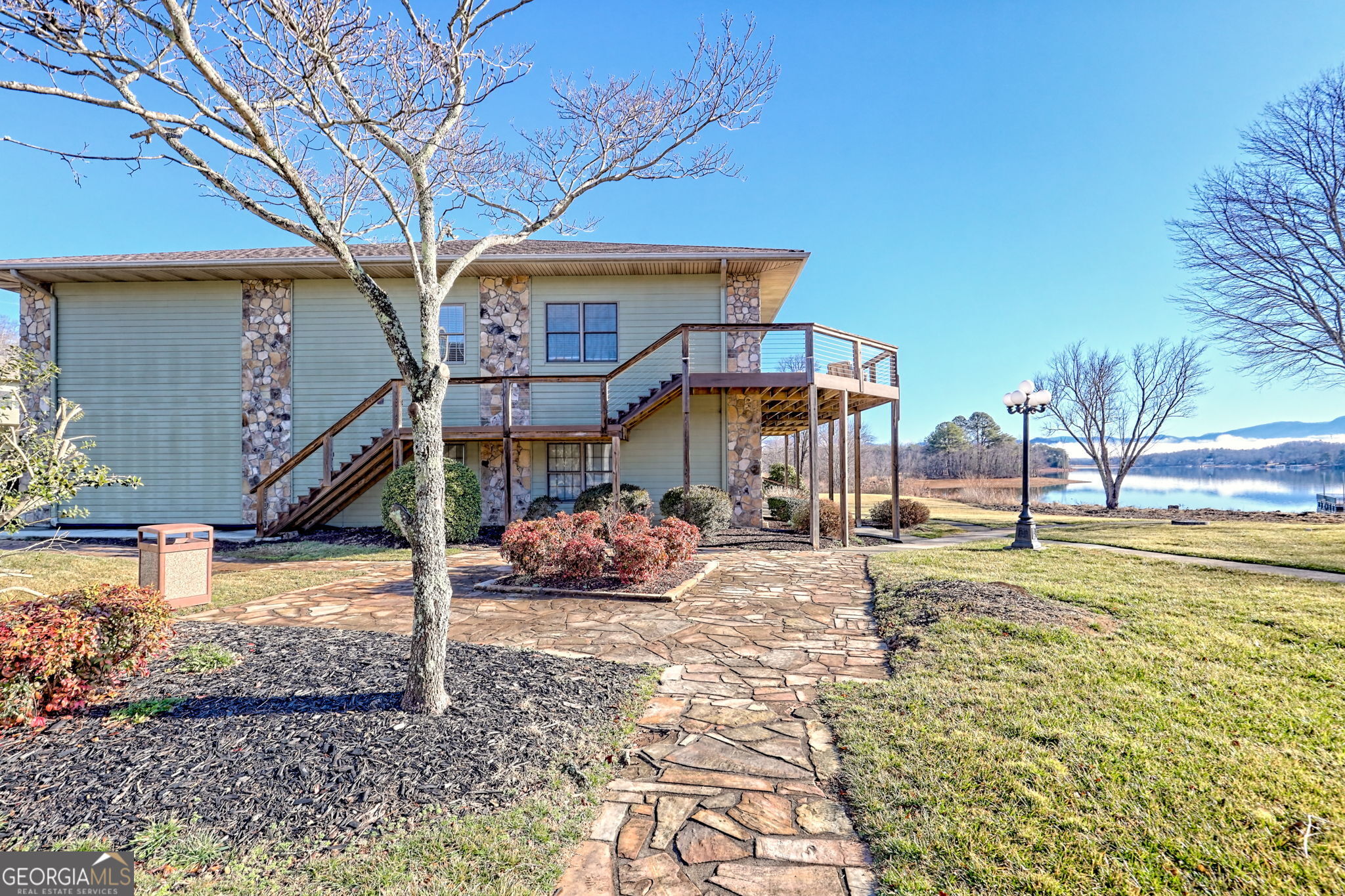 1688 Lakeview Drive # 1d Property Photo 57