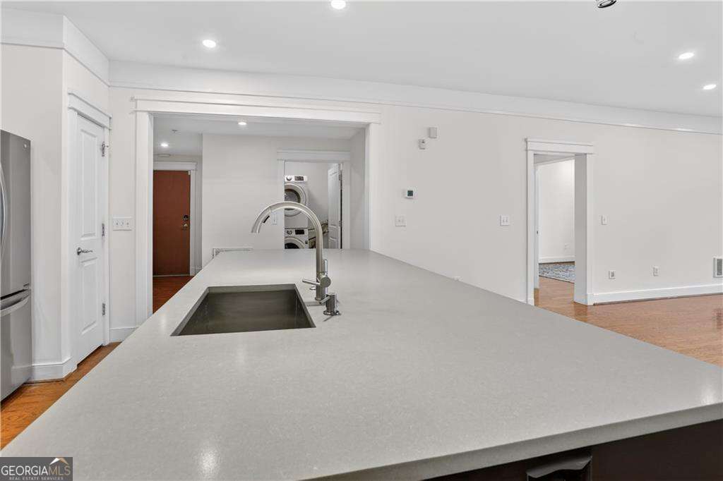 273 12th Street Ne # 210 Property Photo 14