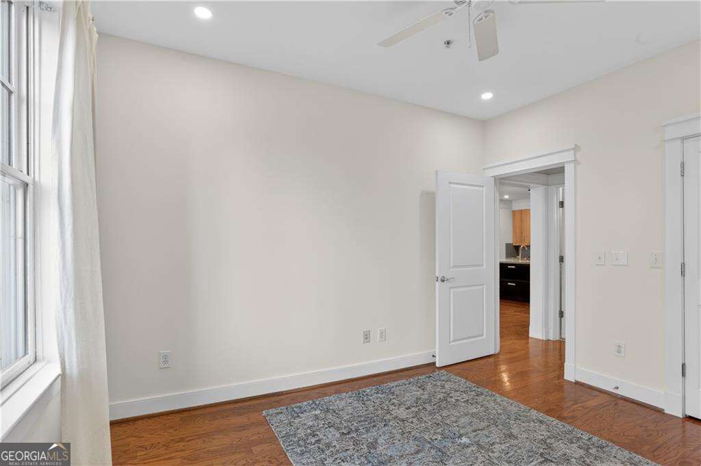273 12th Street Ne # 210 Property Photo 26