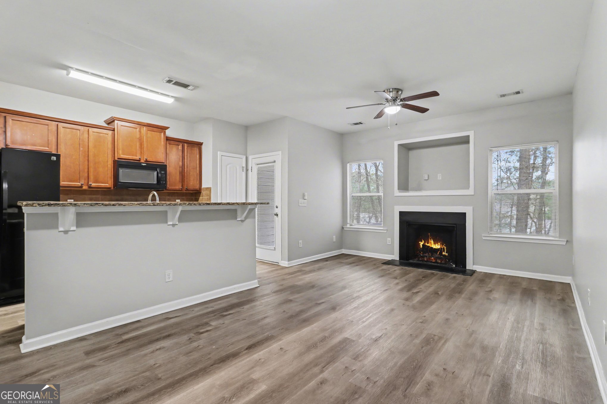 504 Jefferson Chase Street Se Property Photo 8