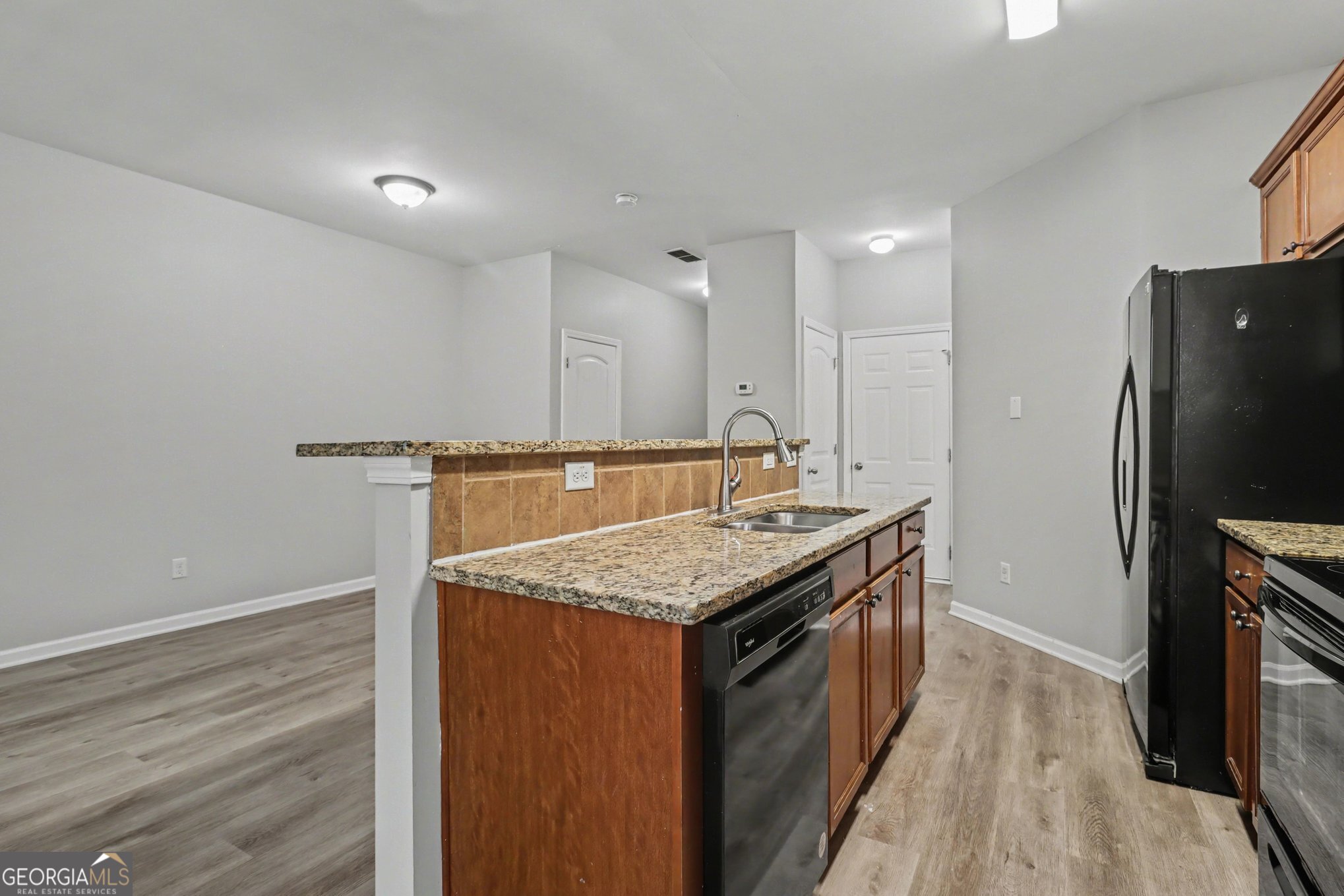 504 Jefferson Chase Street Se Property Photo 11