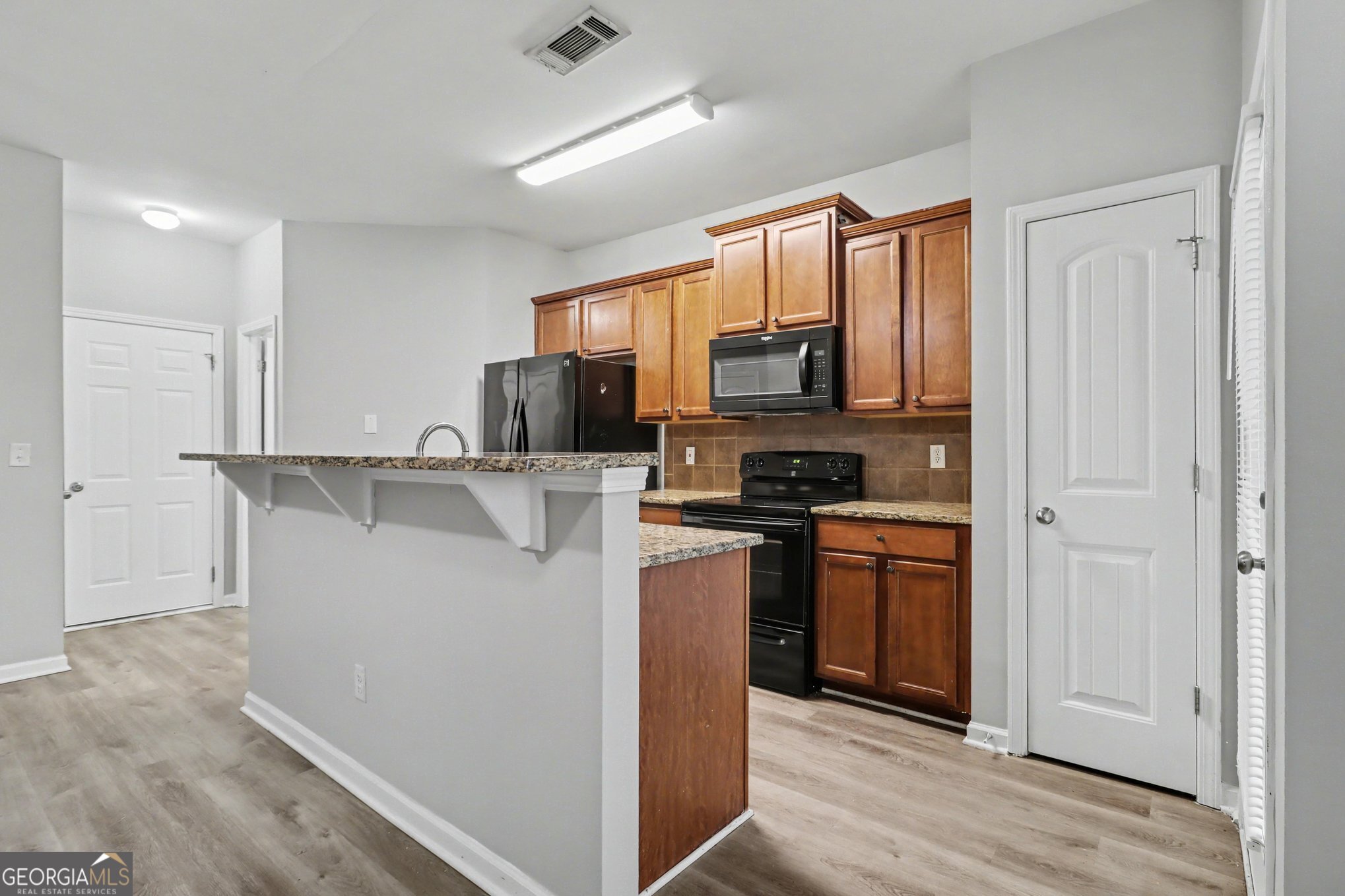 504 Jefferson Chase Street Se Property Photo 12
