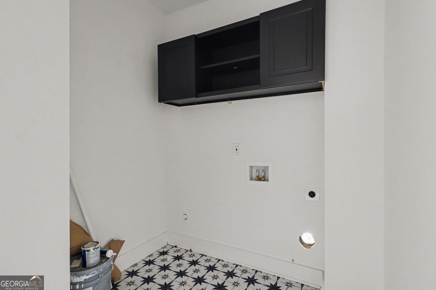 327 Ohm Avenue Property Photo 16