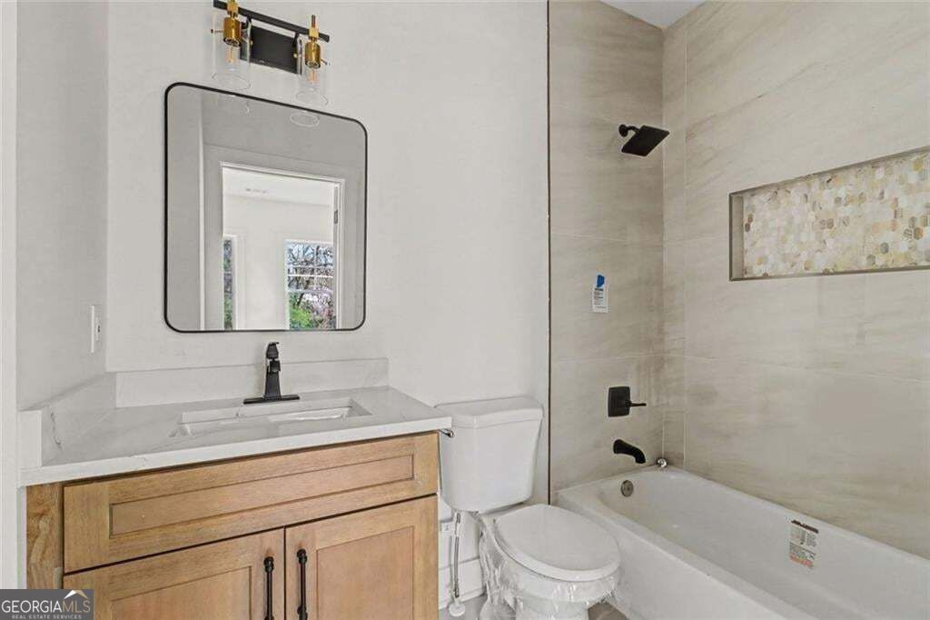 327 Ohm Avenue Property Photo 37