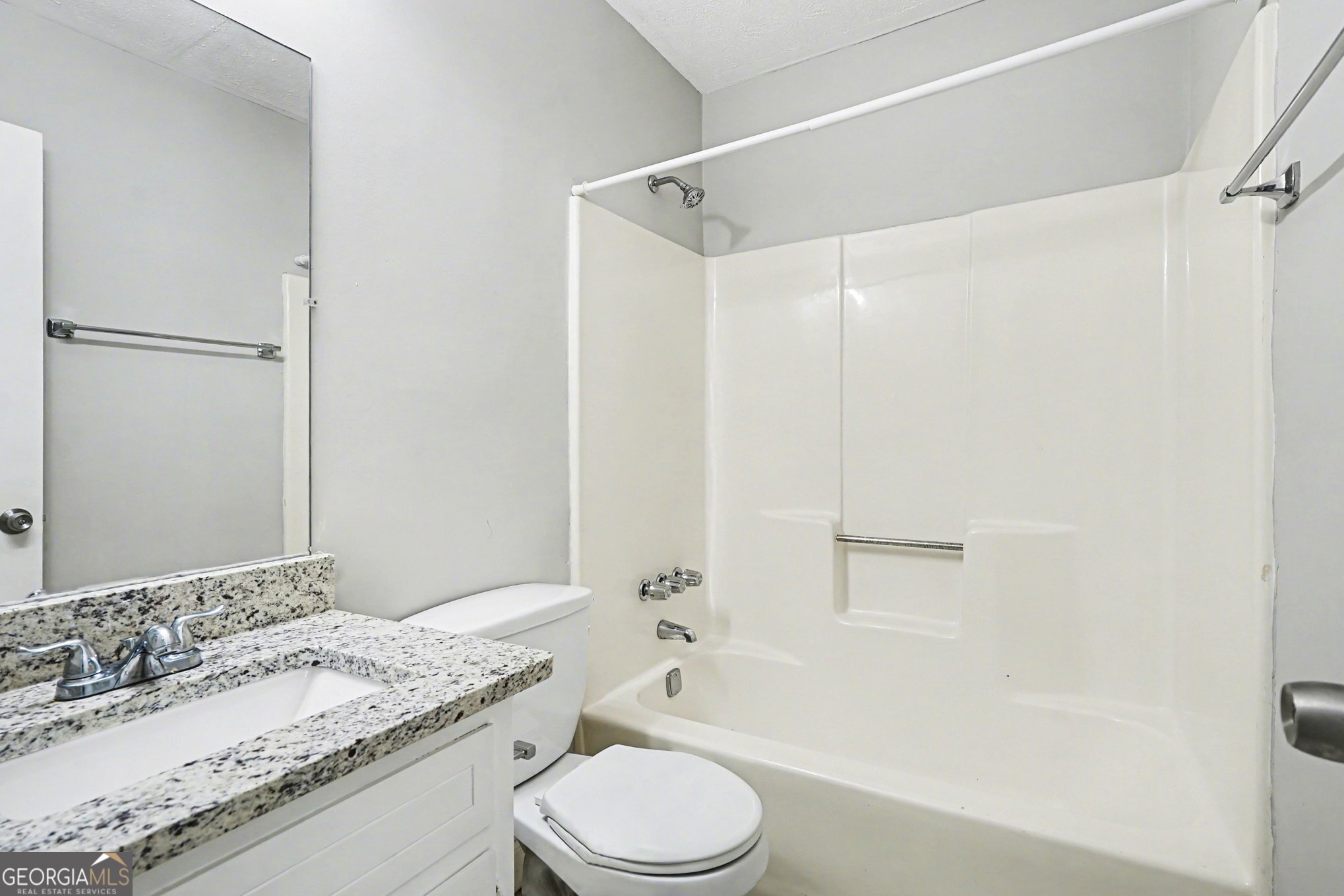 2221 Davis Oaks Court Property Photo 7