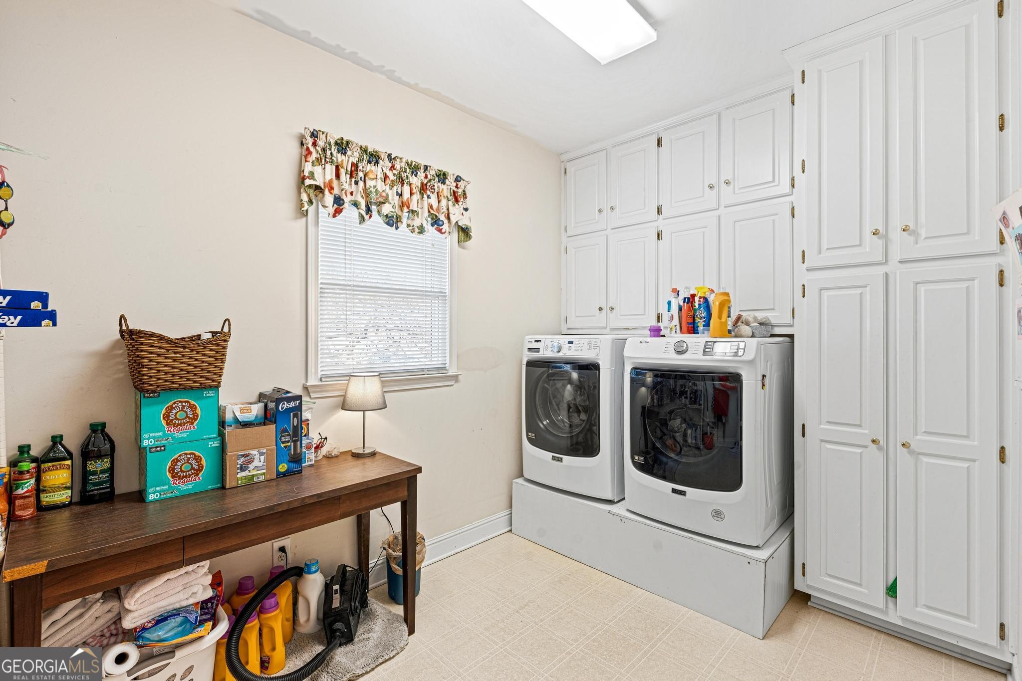 419 Riverwalk Property Photo 39