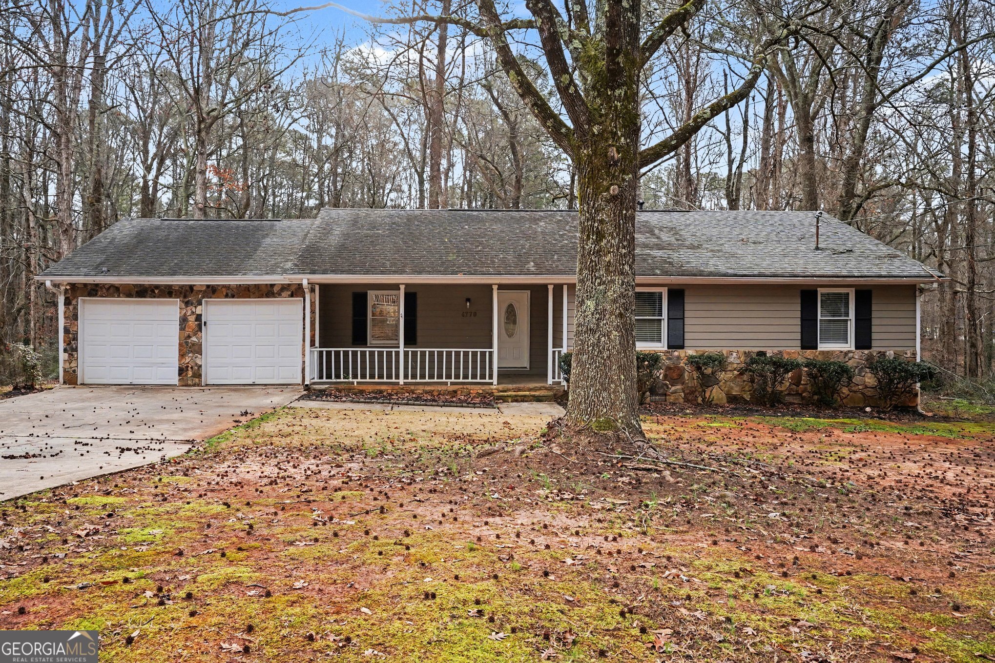 4770 Cedar Brook Drive Se Property Photo 3